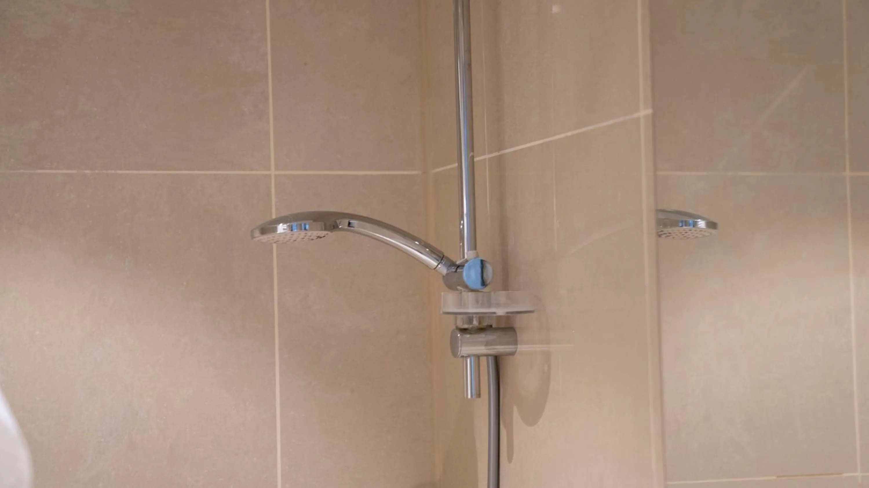 Shower in A Hotels City