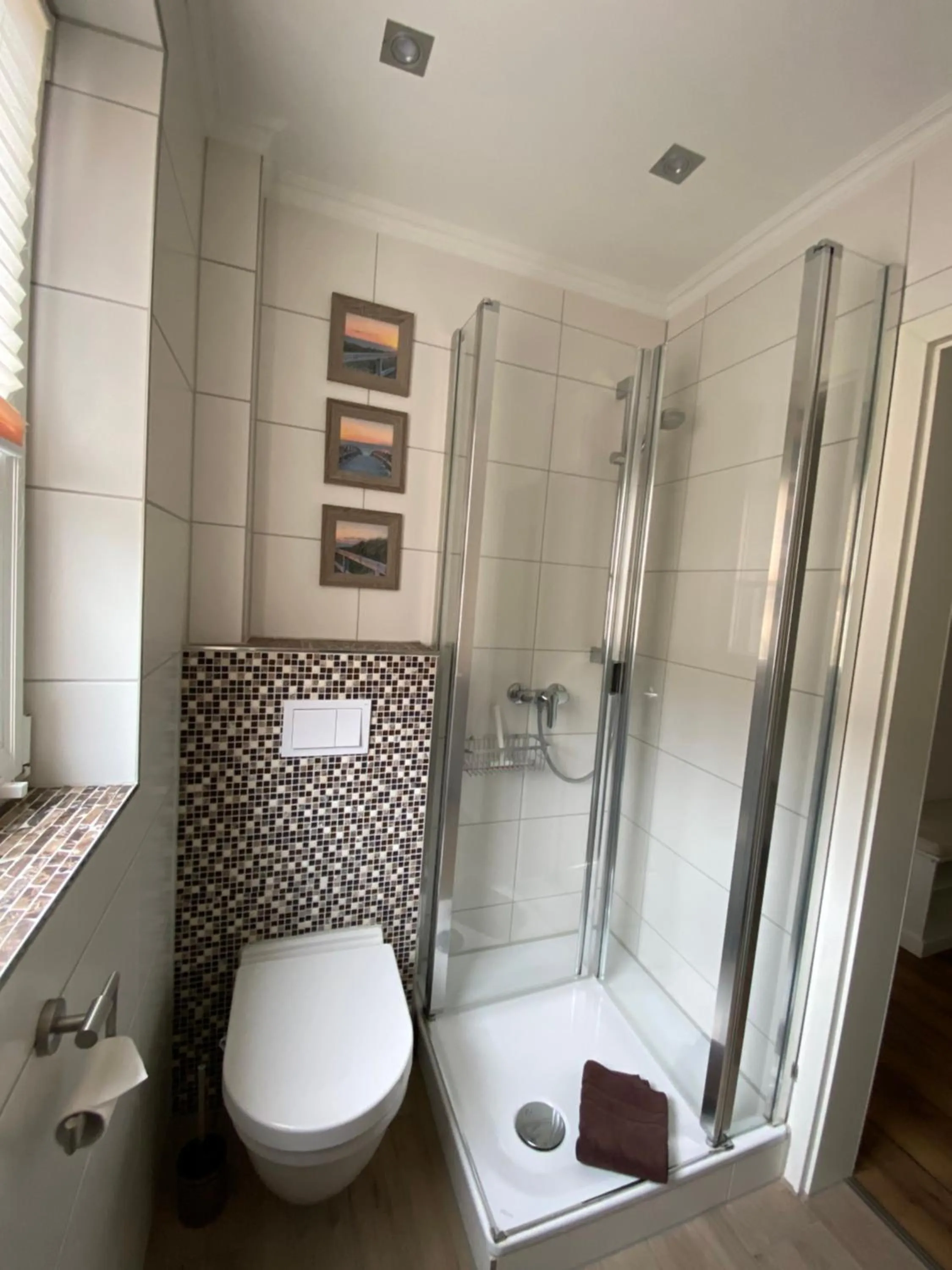 Bathroom in Pension & Ferienwohnungen Schneidereit