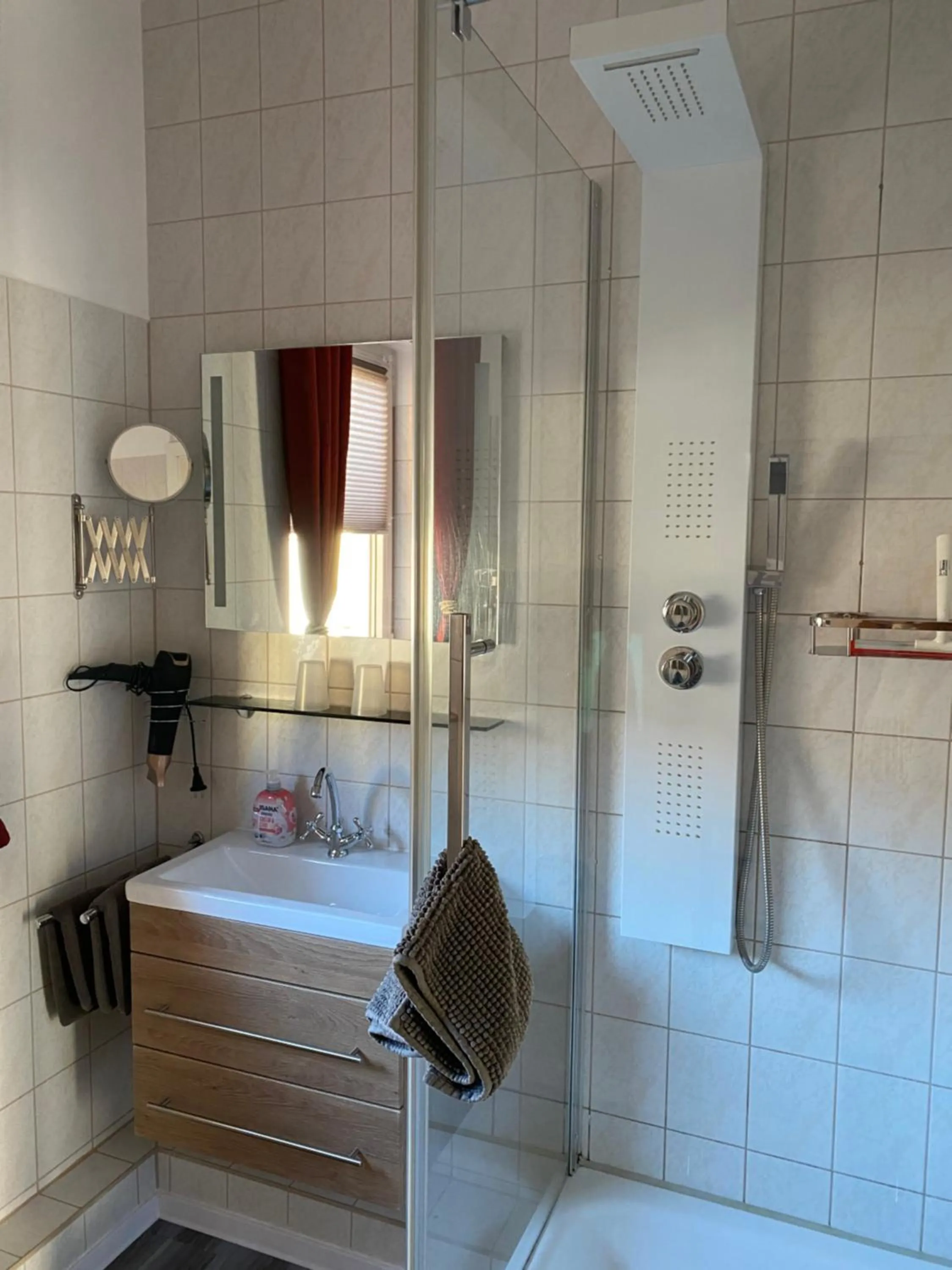Bathroom, Bed in Pension & Ferienwohnungen Schneidereit