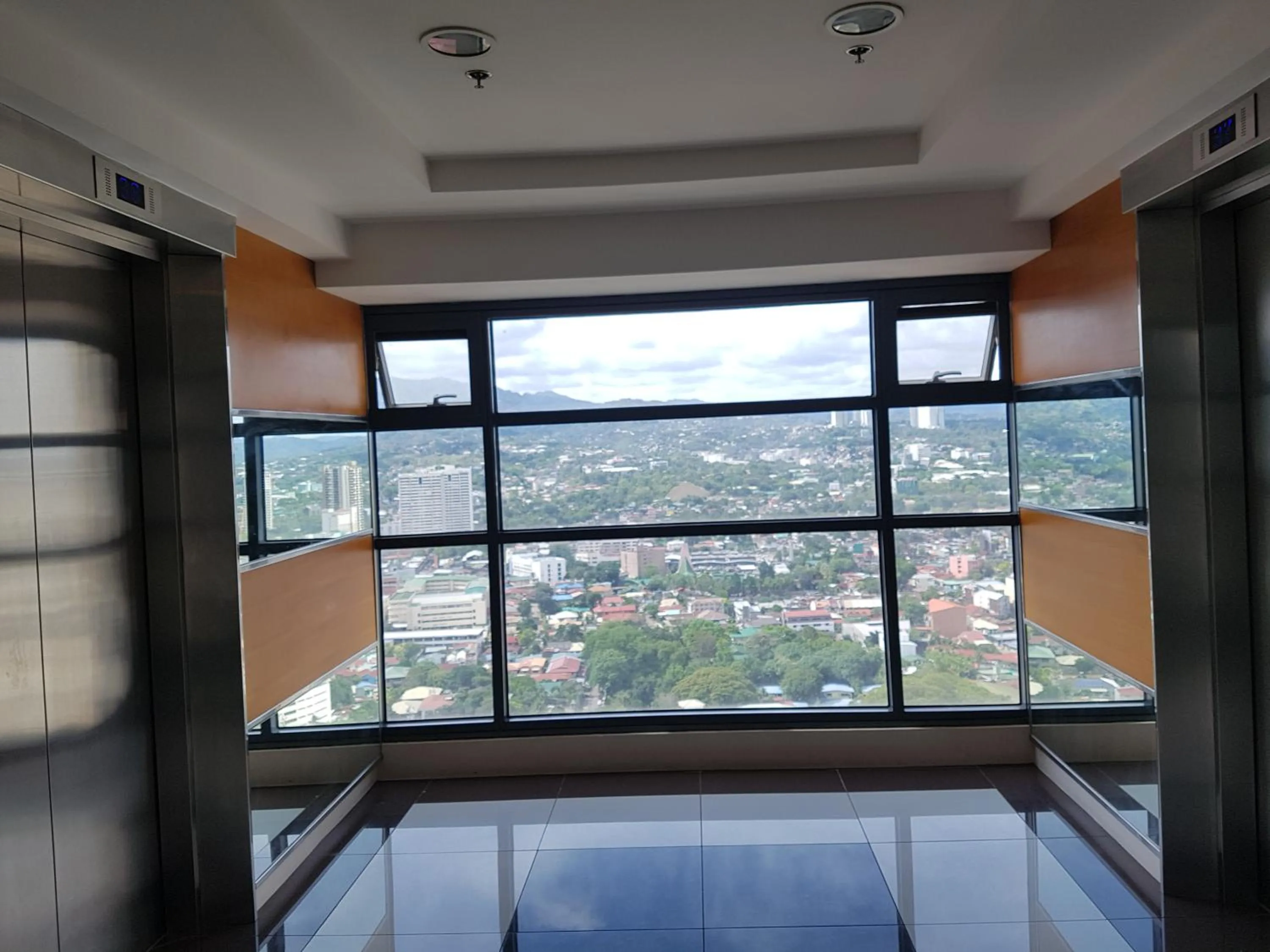 KC Studio 6 at Horizon 101 Cebu