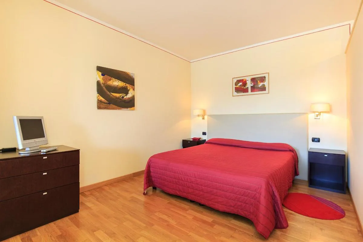 Bedroom, Bed in Hotel Residence La Luna Nel Porto