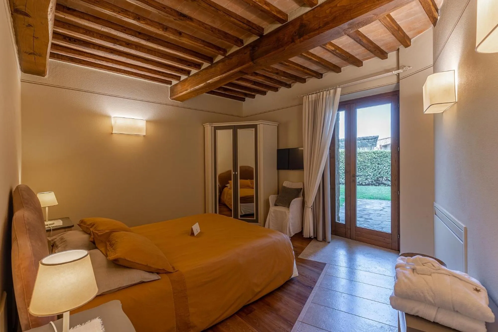 One-Bedroom Apartment in Borgo Canalicchio Di Sopra Relais