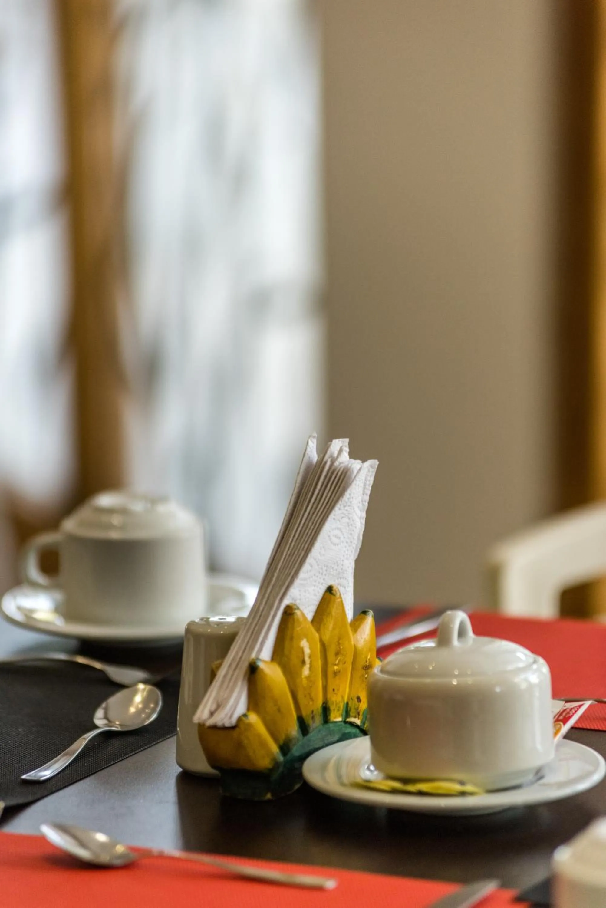 Restaurant/places to eat in Blu Hotel by Tamaca