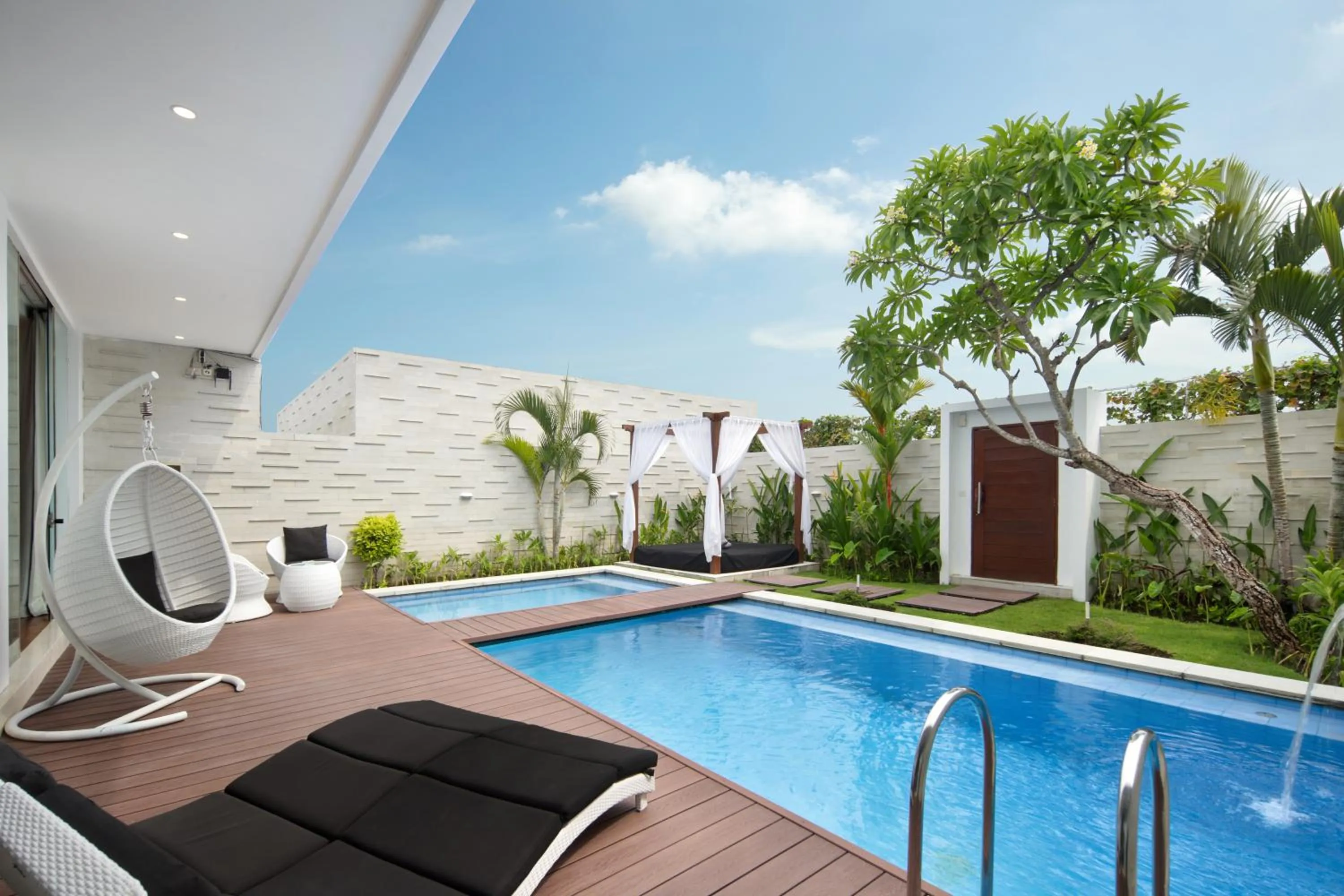 Patio in The Daha Luxury Villas