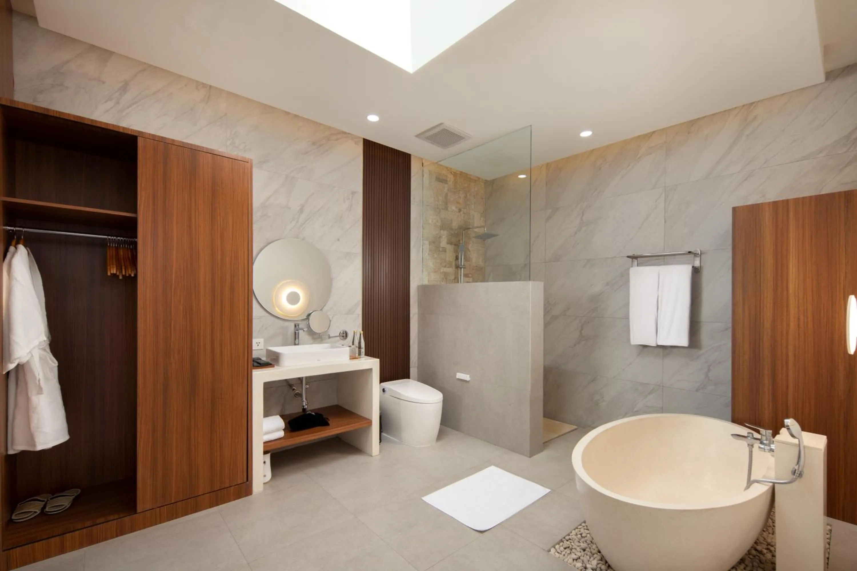 Shower in The Daha Luxury Villas