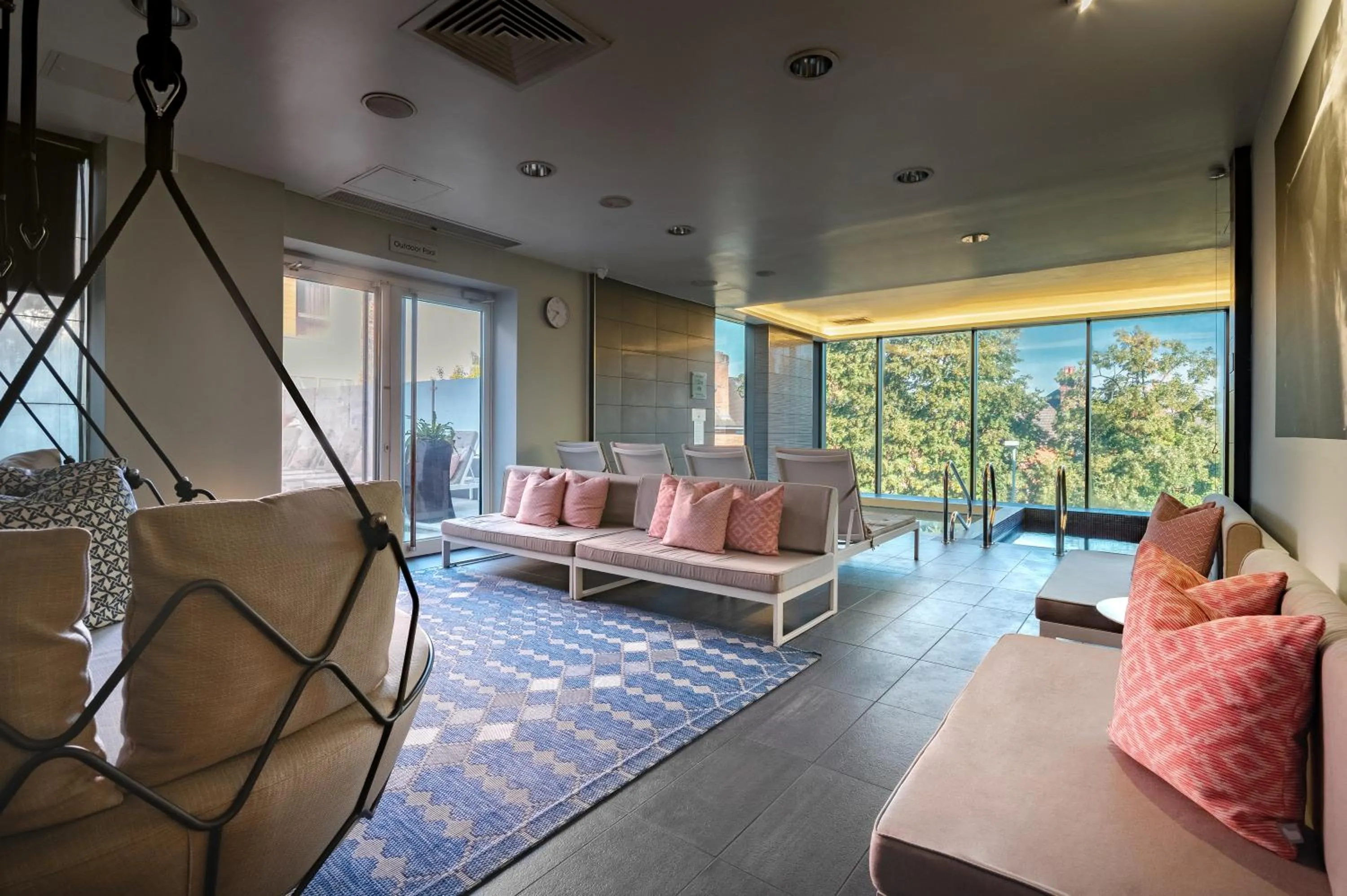 Seating area in Harbour Hotel & Spa Guildford