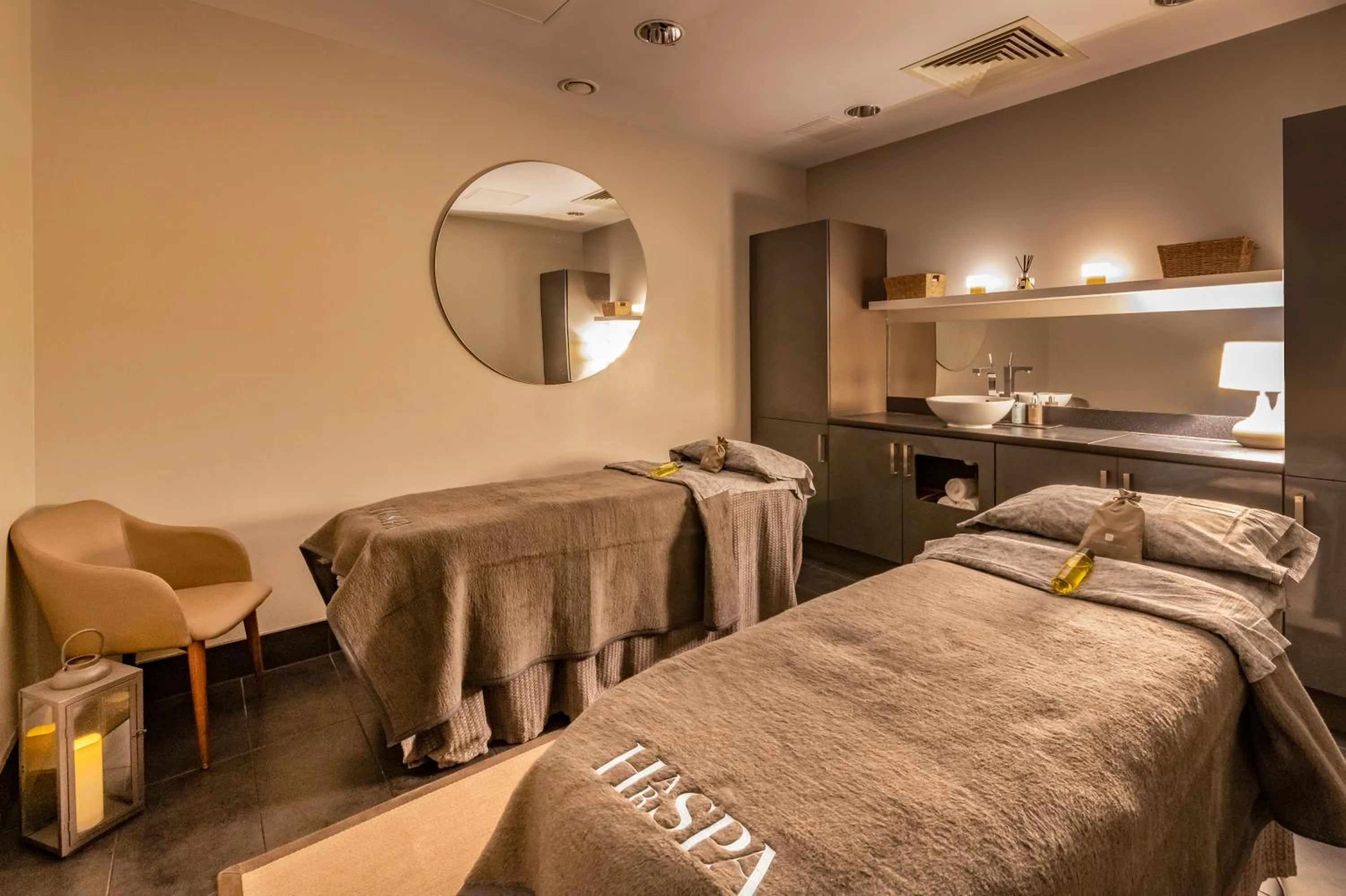 Massage in Harbour Hotel & Spa Guildford