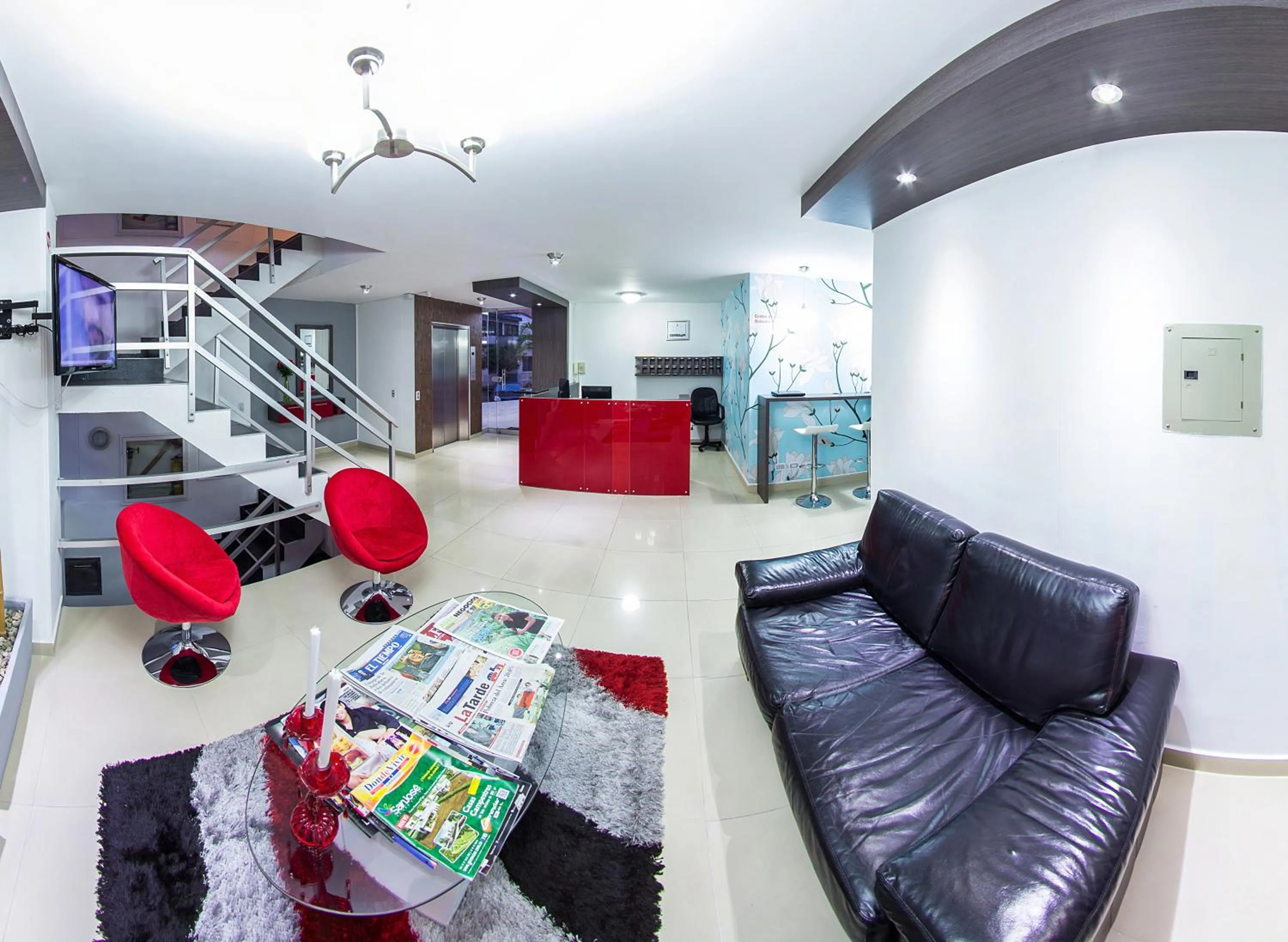 TV and multimedia in Monterosa Apartamentos Amoblados