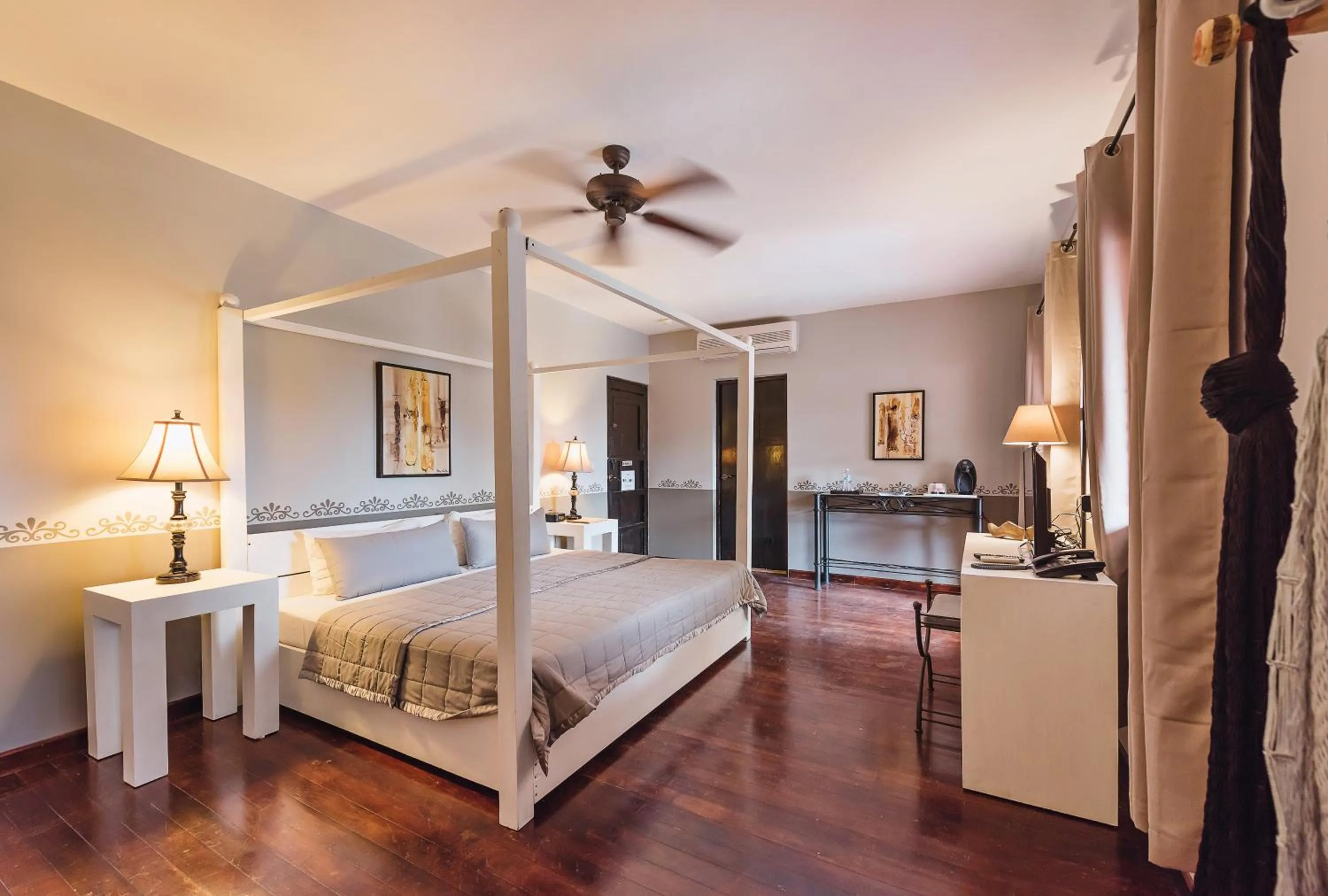 Bed in Hotel Hacienda Mérida