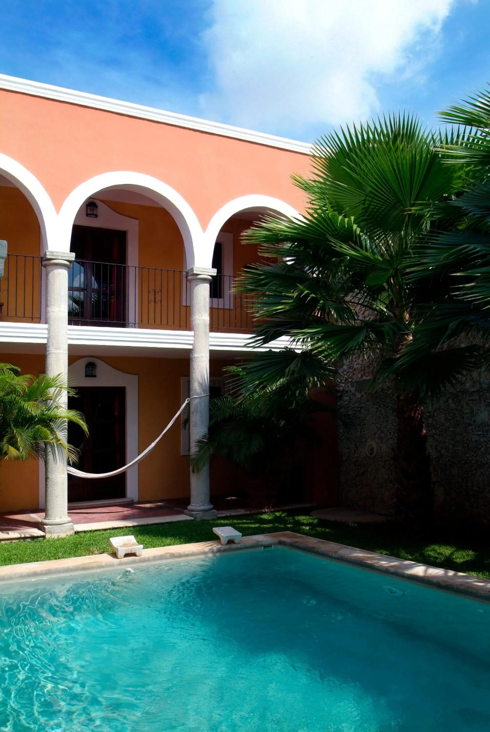 Swimming pool in Hotel Hacienda Mérida