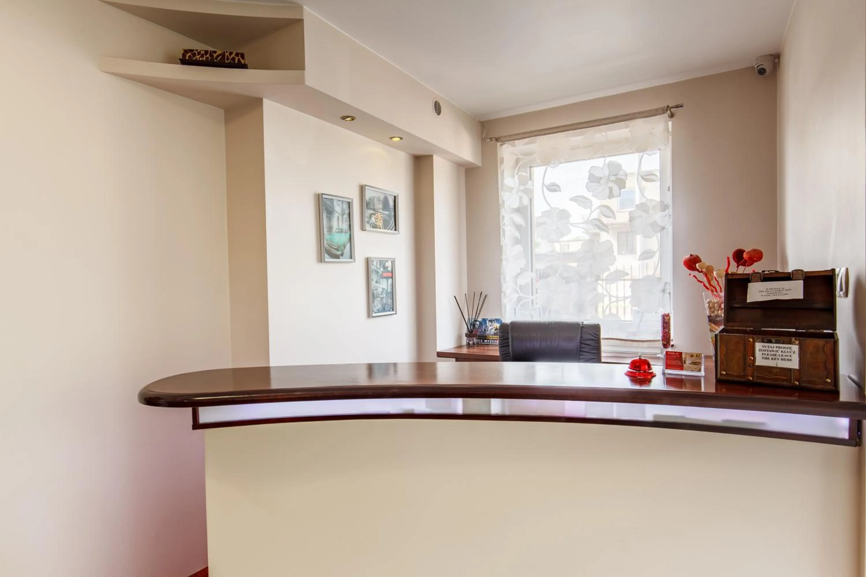 Lobby or reception in Hotel-24