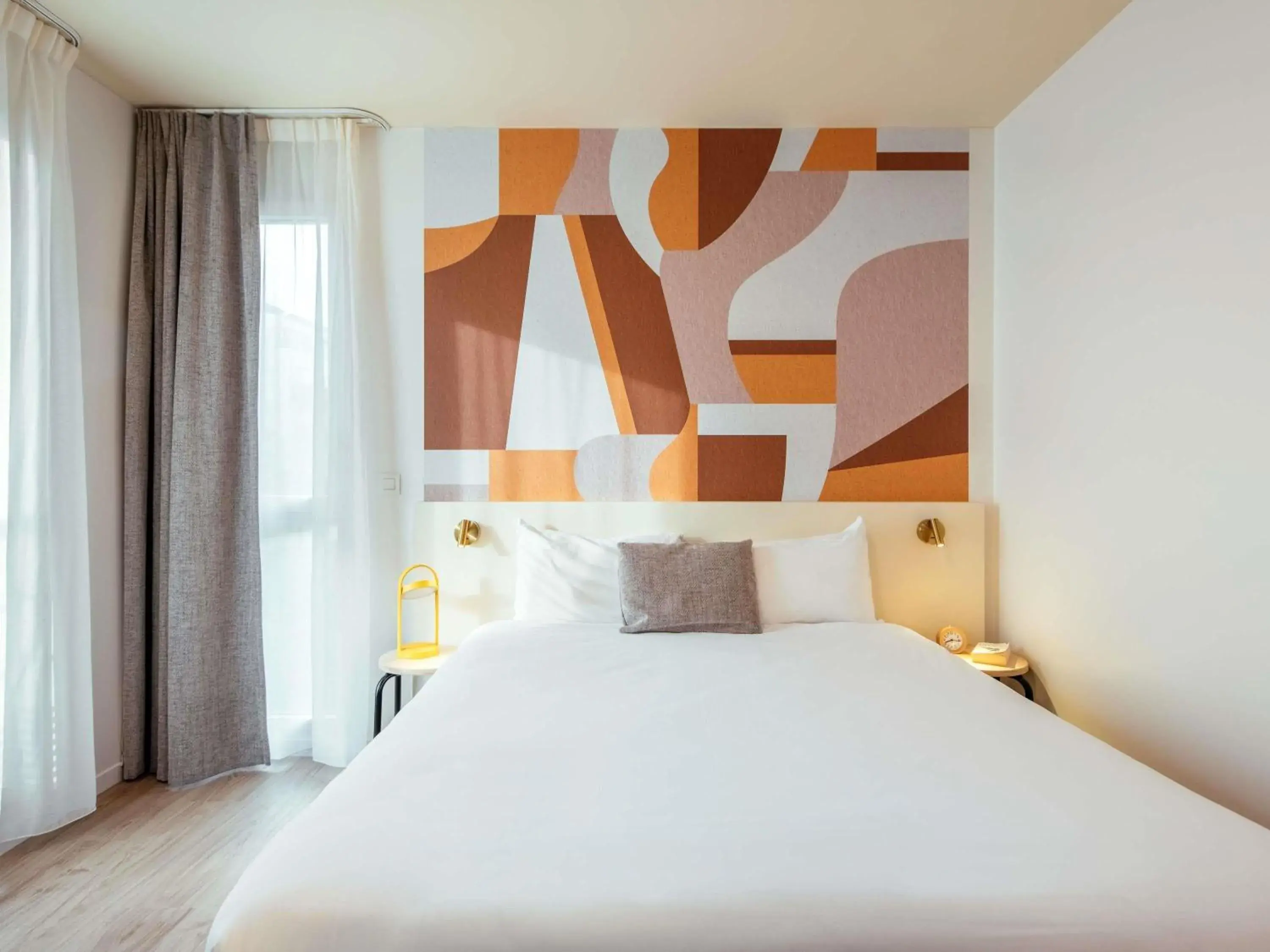 Bedroom, Bed in Aparthotel Adagio Access Paris Asnières Bedroom, Bed in Aparthotel Adagio Access Paris Asnières