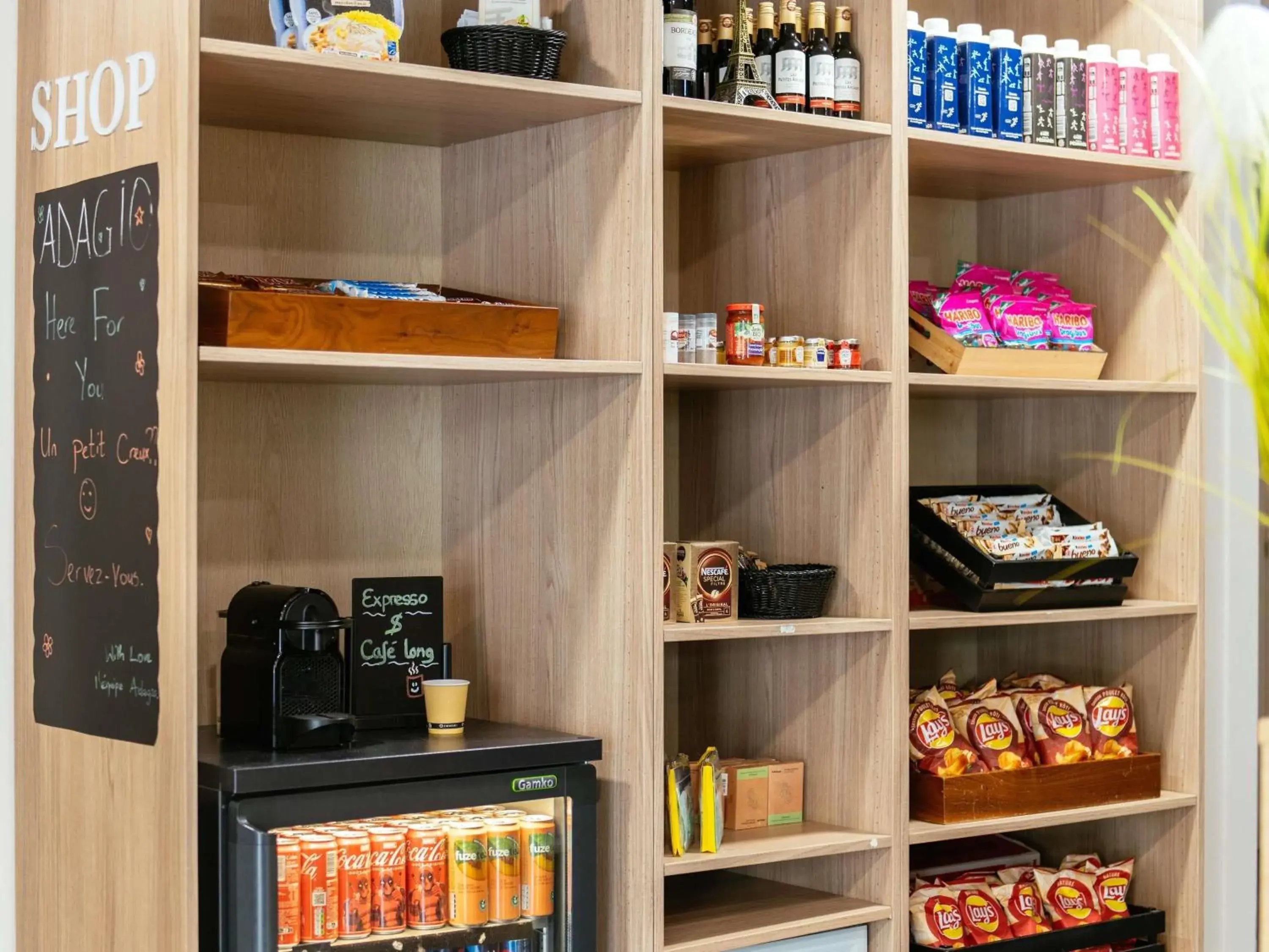 Property building in Aparthotel Adagio Access Paris Asnières Property building in Aparthotel Adagio Access Paris Asnières