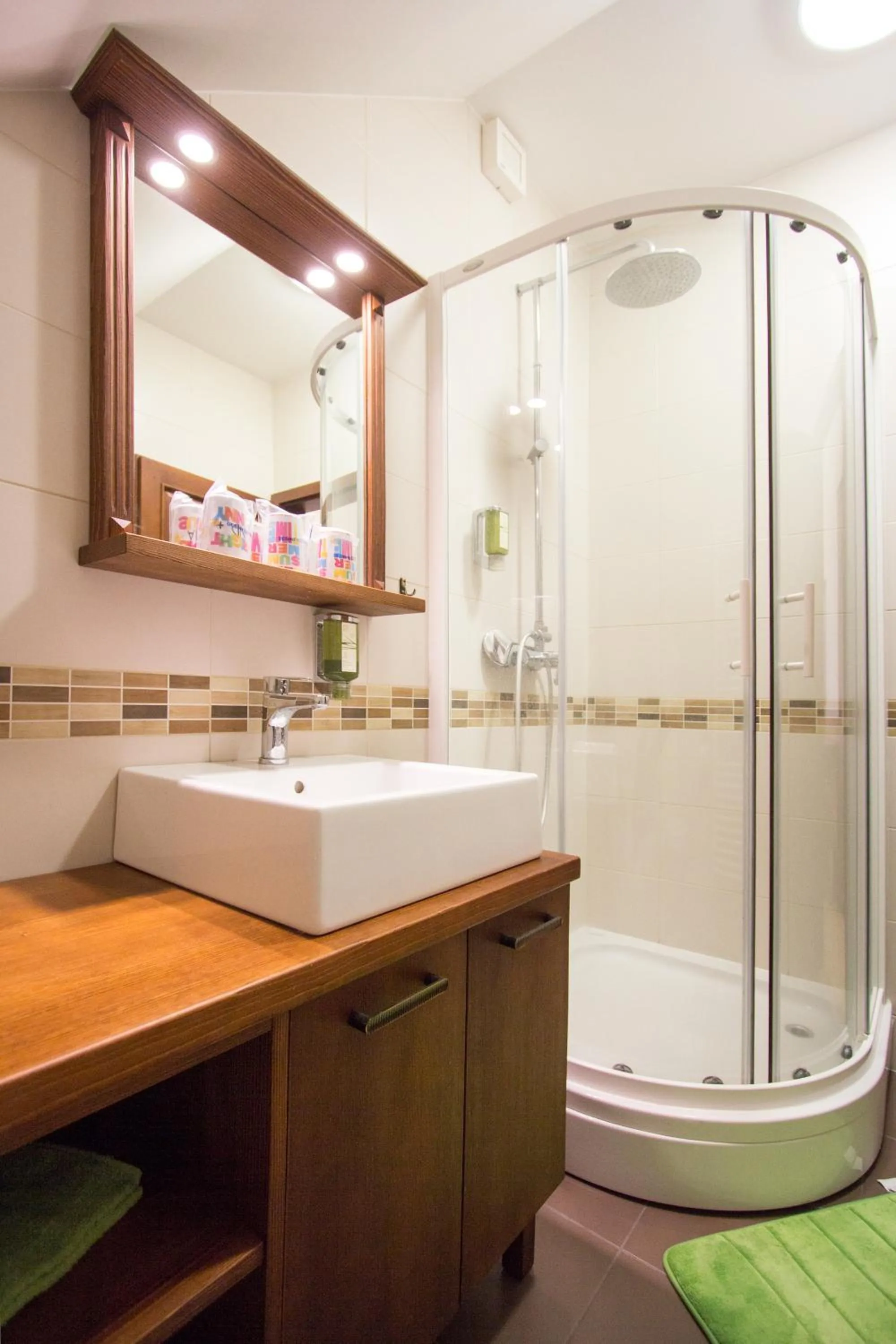 Bathroom in Tourism Tompa