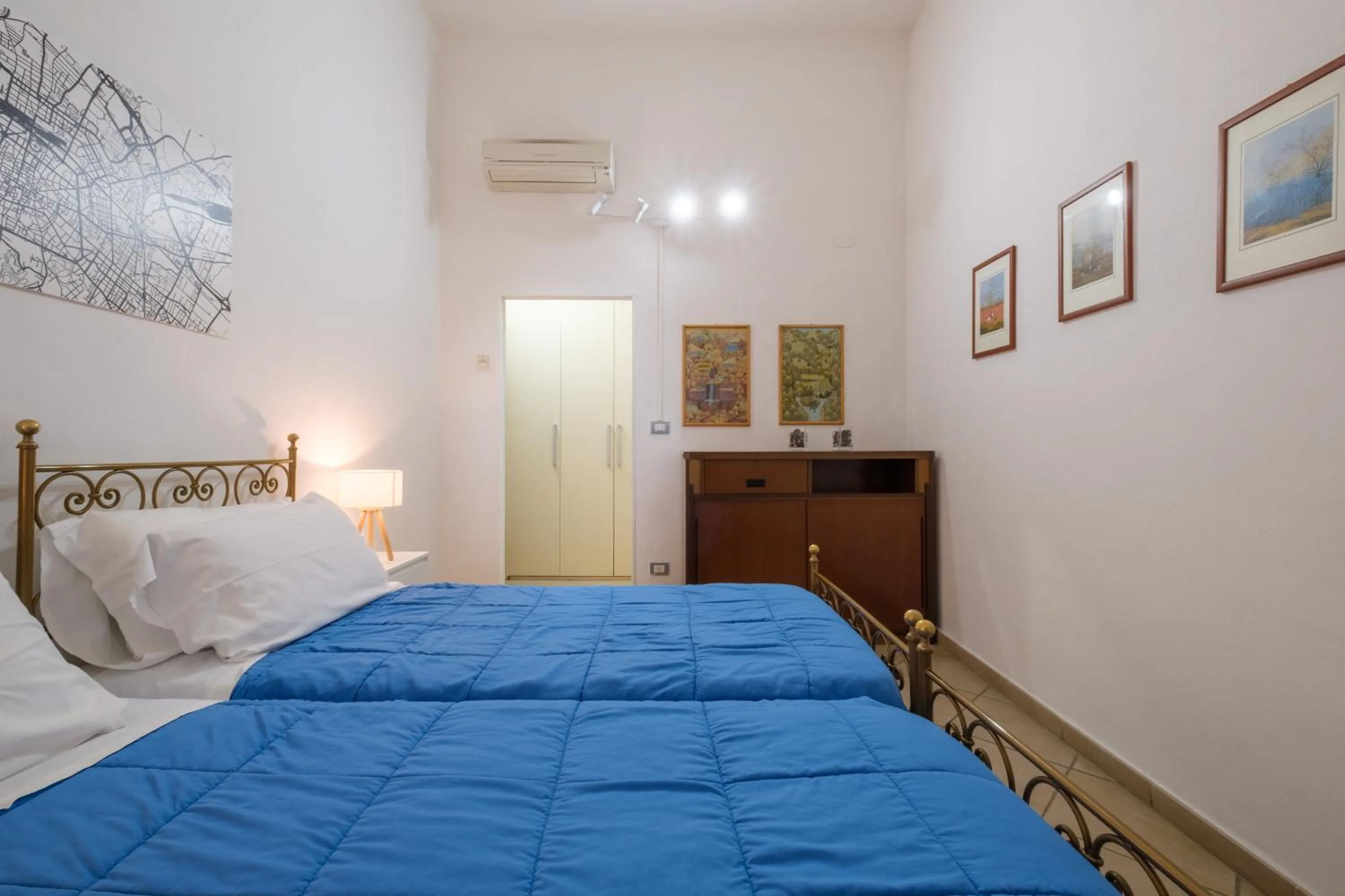 Bed in Residenza Ariosto by Studio Vita