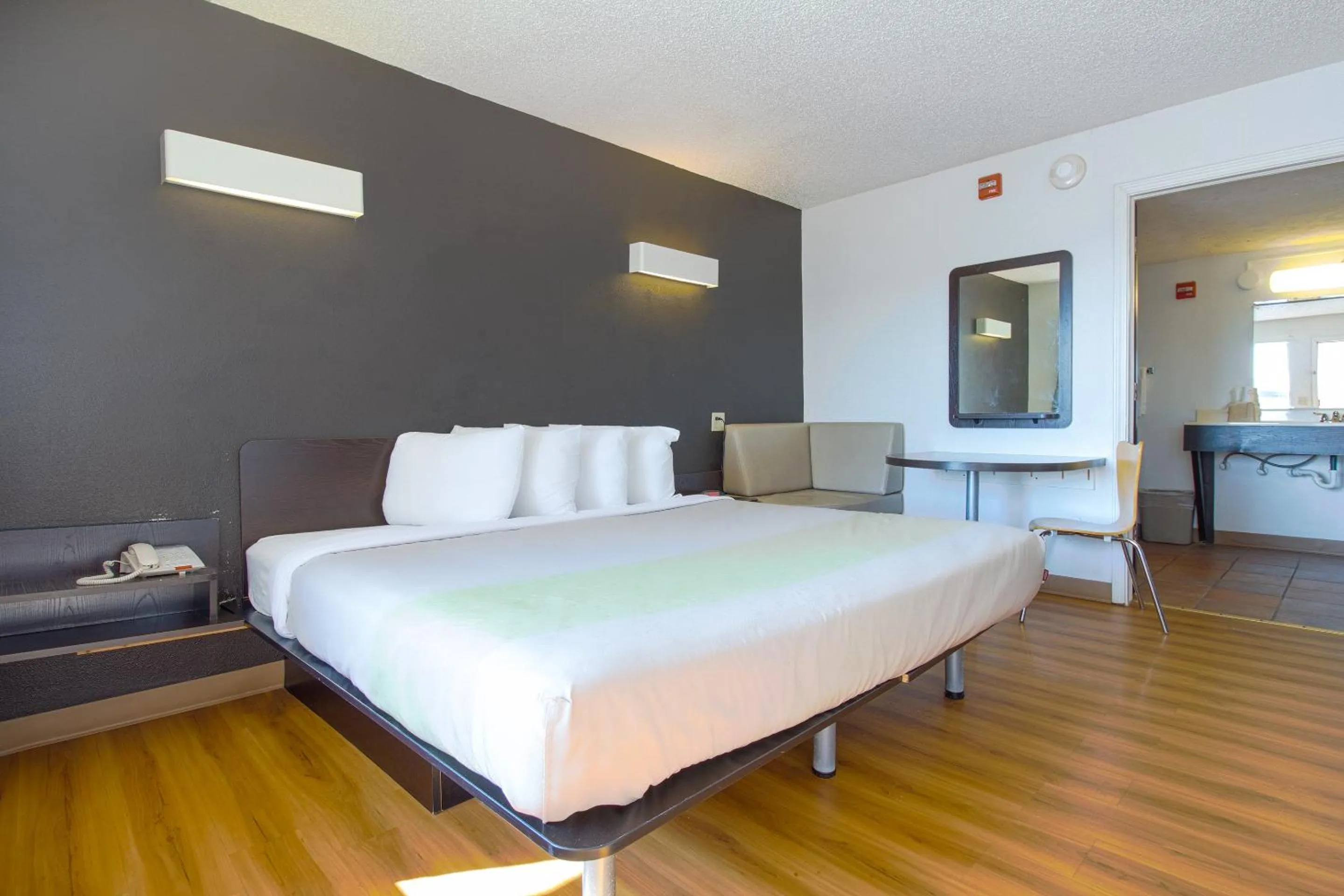 Bedroom in Studio Inn Extended Stay Oklahoma City Airport by OYO