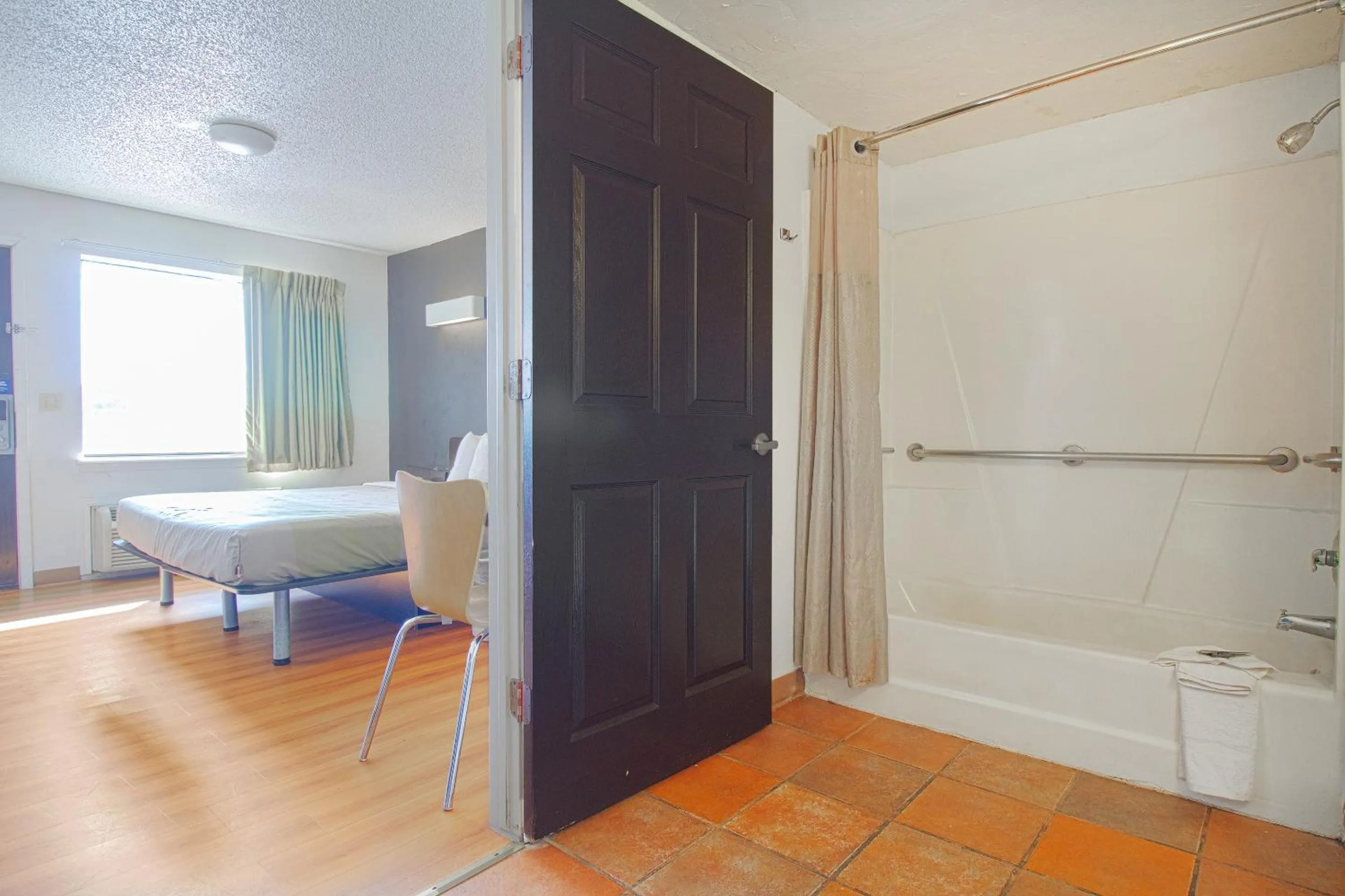 Bedroom in Studio Inn Extended Stay Oklahoma City Airport by OYO