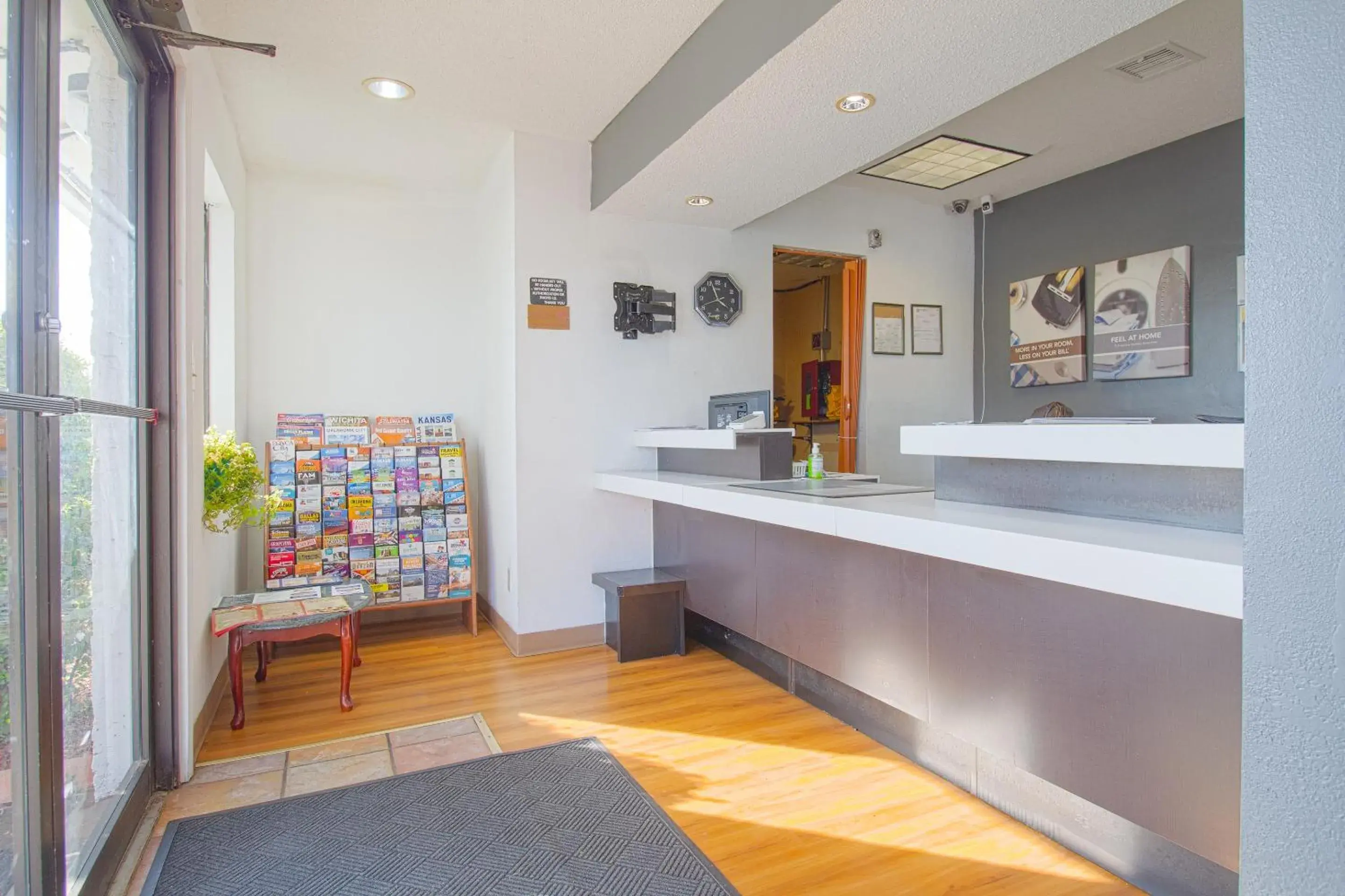 Lobby or reception in Studio Inn Extended Stay Oklahoma City Airport by OYO Lobby or reception in Studio Inn Extended Stay Oklahoma City Airport by OYO