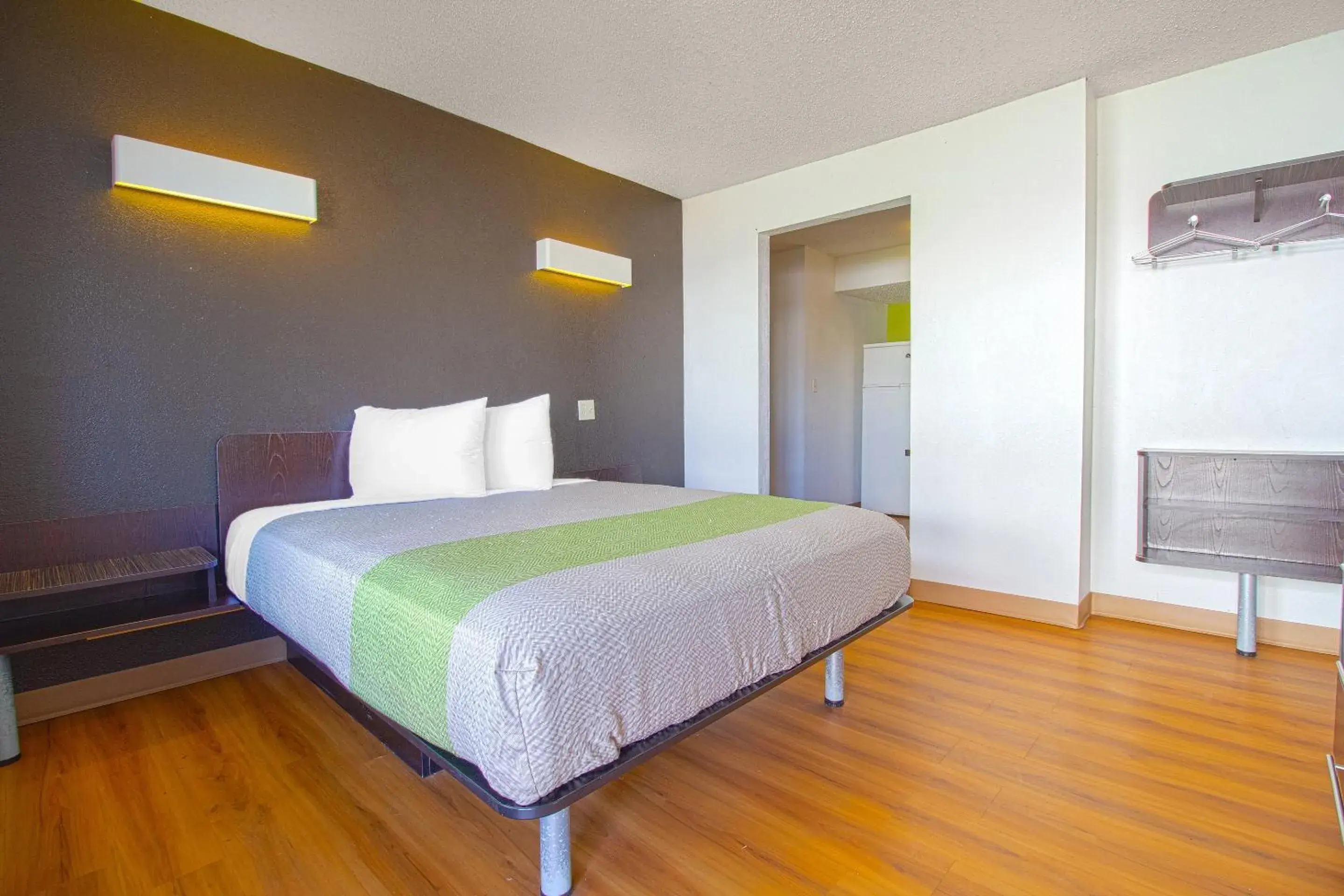 2 Queen Beds Smoking with Kitchenette in Studio Inn Extended Stay Oklahoma City Airport by OYO 2 Queen Beds Smoking with Kitchenette in Studio Inn Extended Stay Oklahoma City Airport by OYO