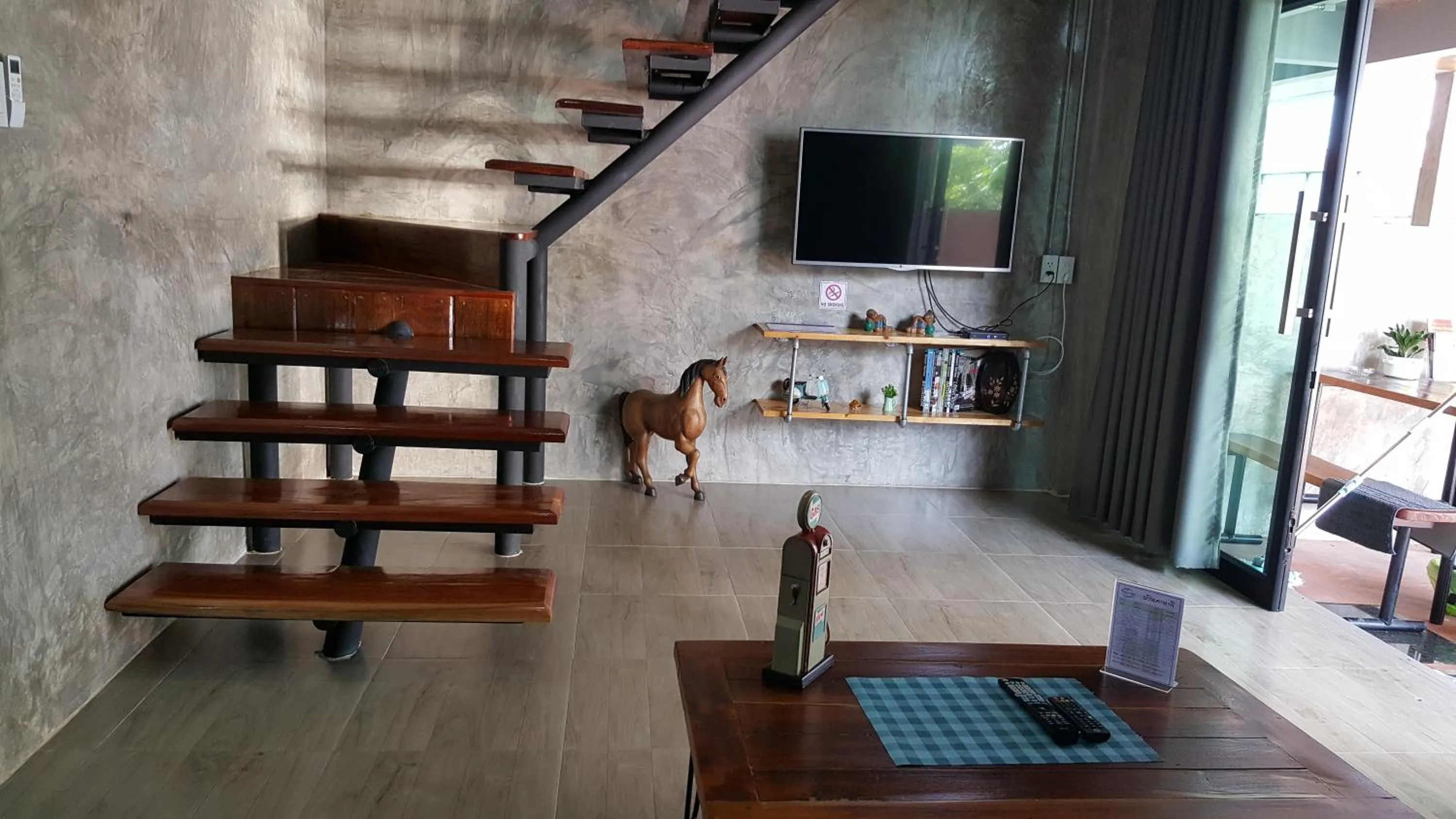 Baan Canalee (บ้านคานาลี)