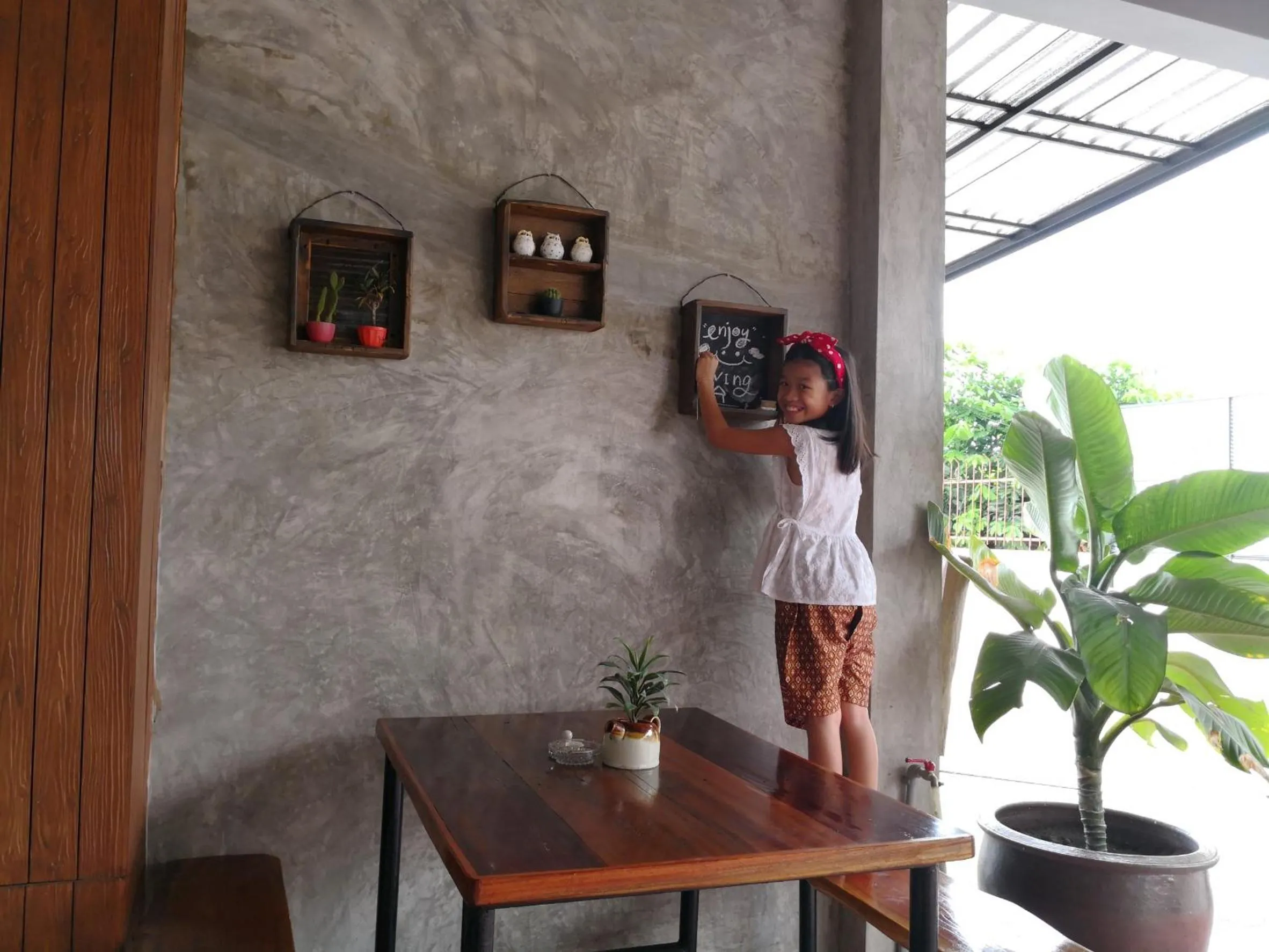 Baan Canalee (บ้านคานาลี)