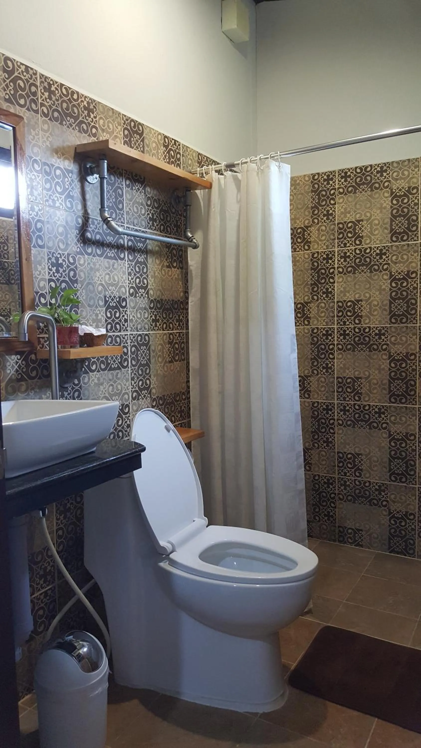 Baan Canalee (บ้านคานาลี)