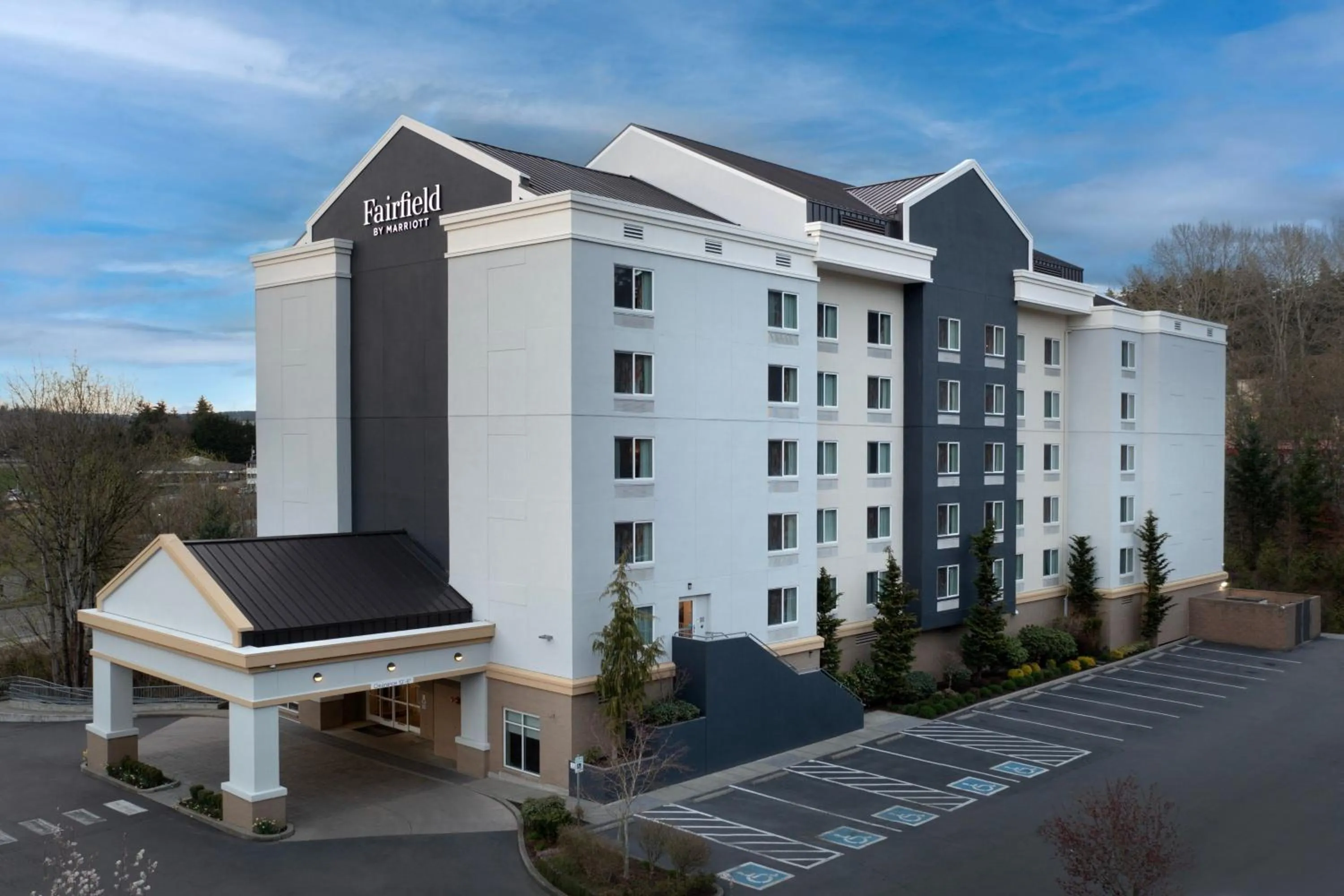 Property building in Fairfield by Marriott Tacoma Puyallup