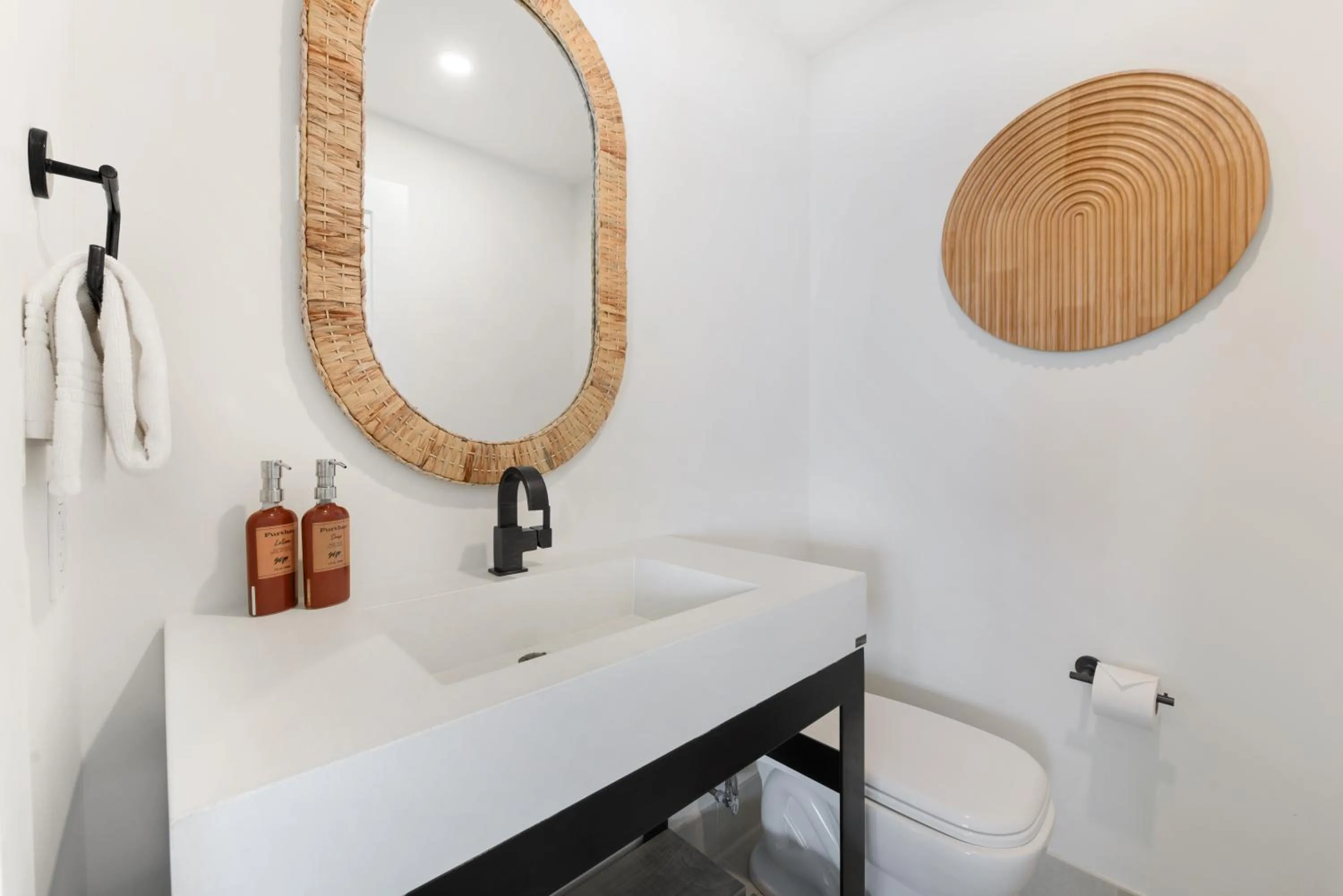 Bathroom in Laguna Surf Lodge by SCP Hotels