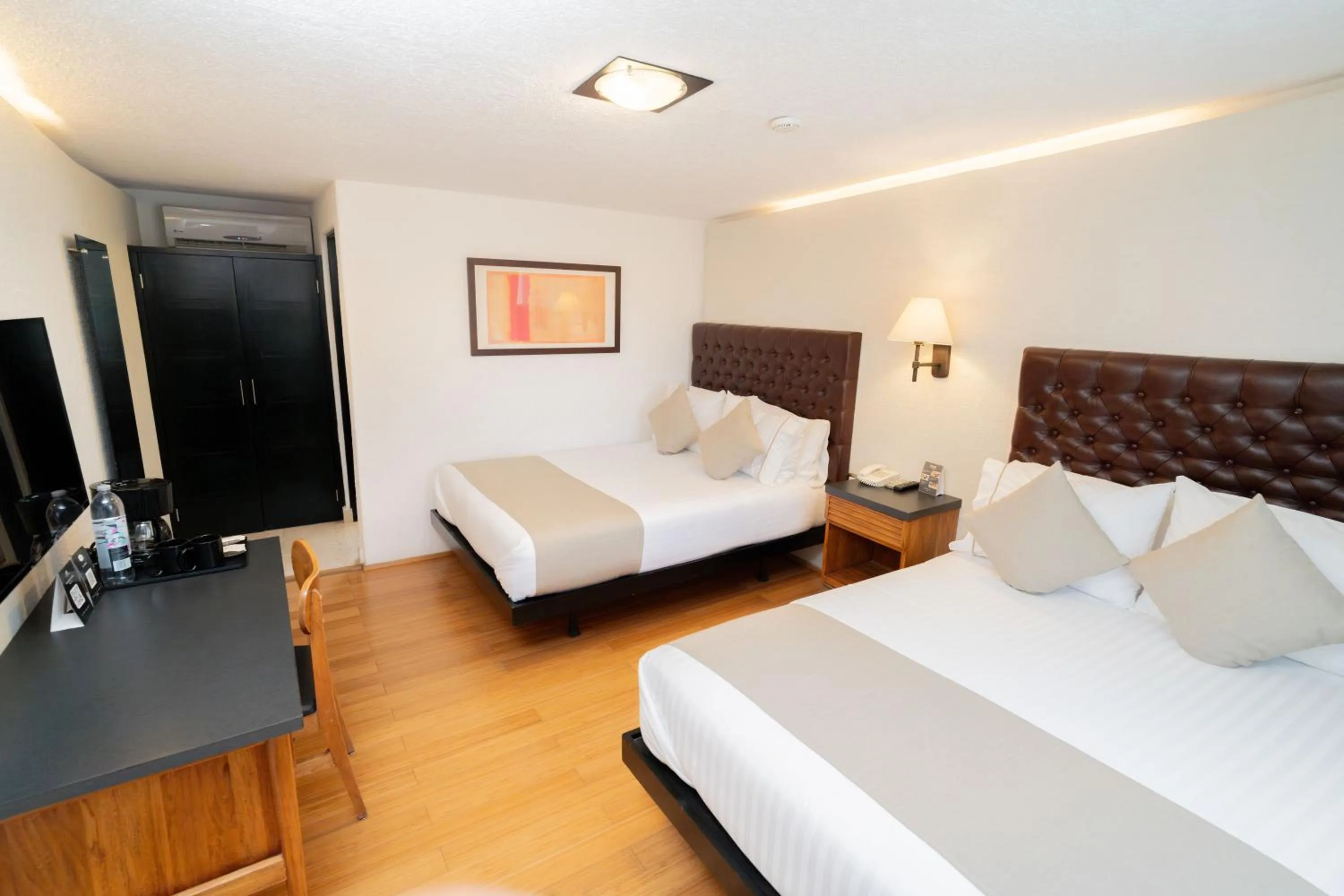 room service, Bed in Hotel Rio Tequisquiapan