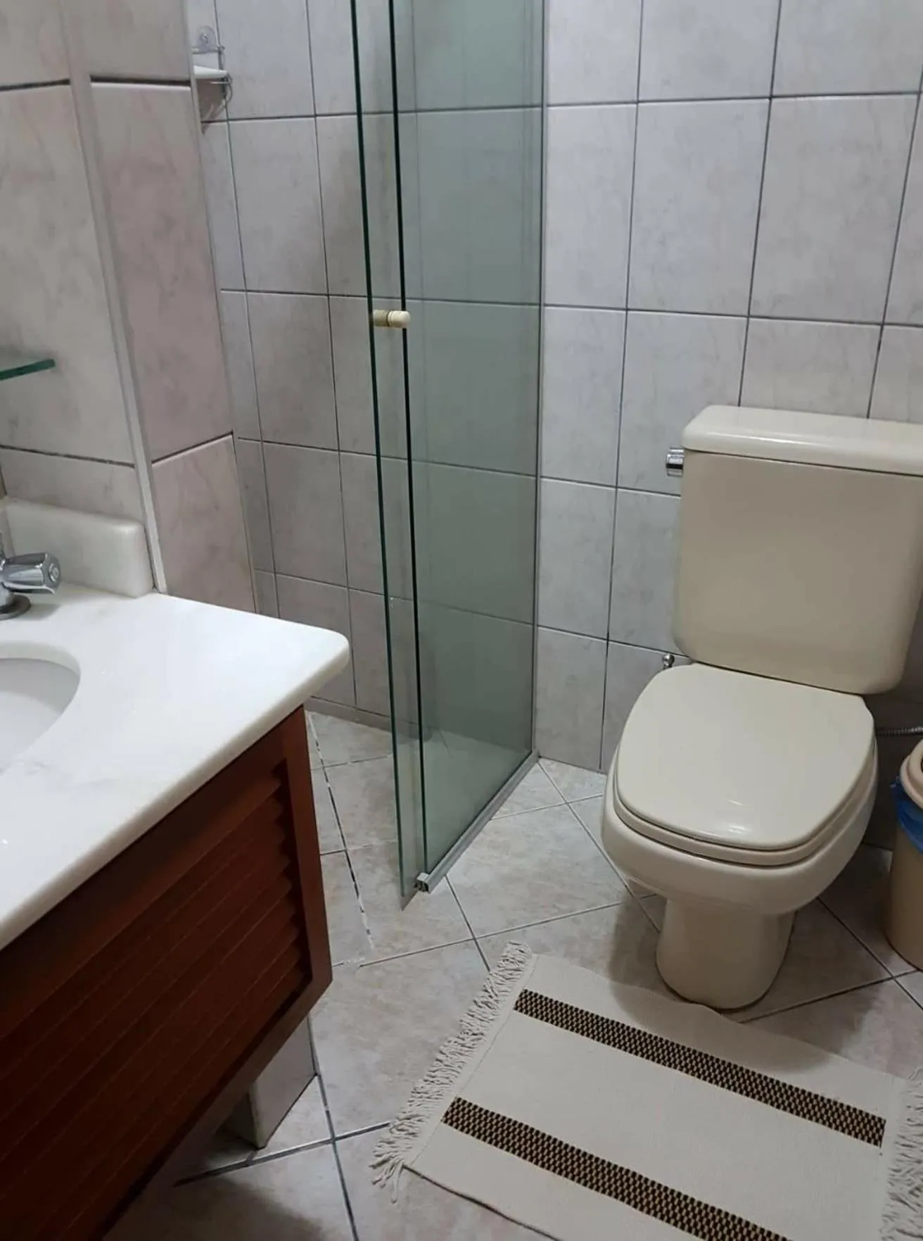 Shower in Pousada dos Navegantes