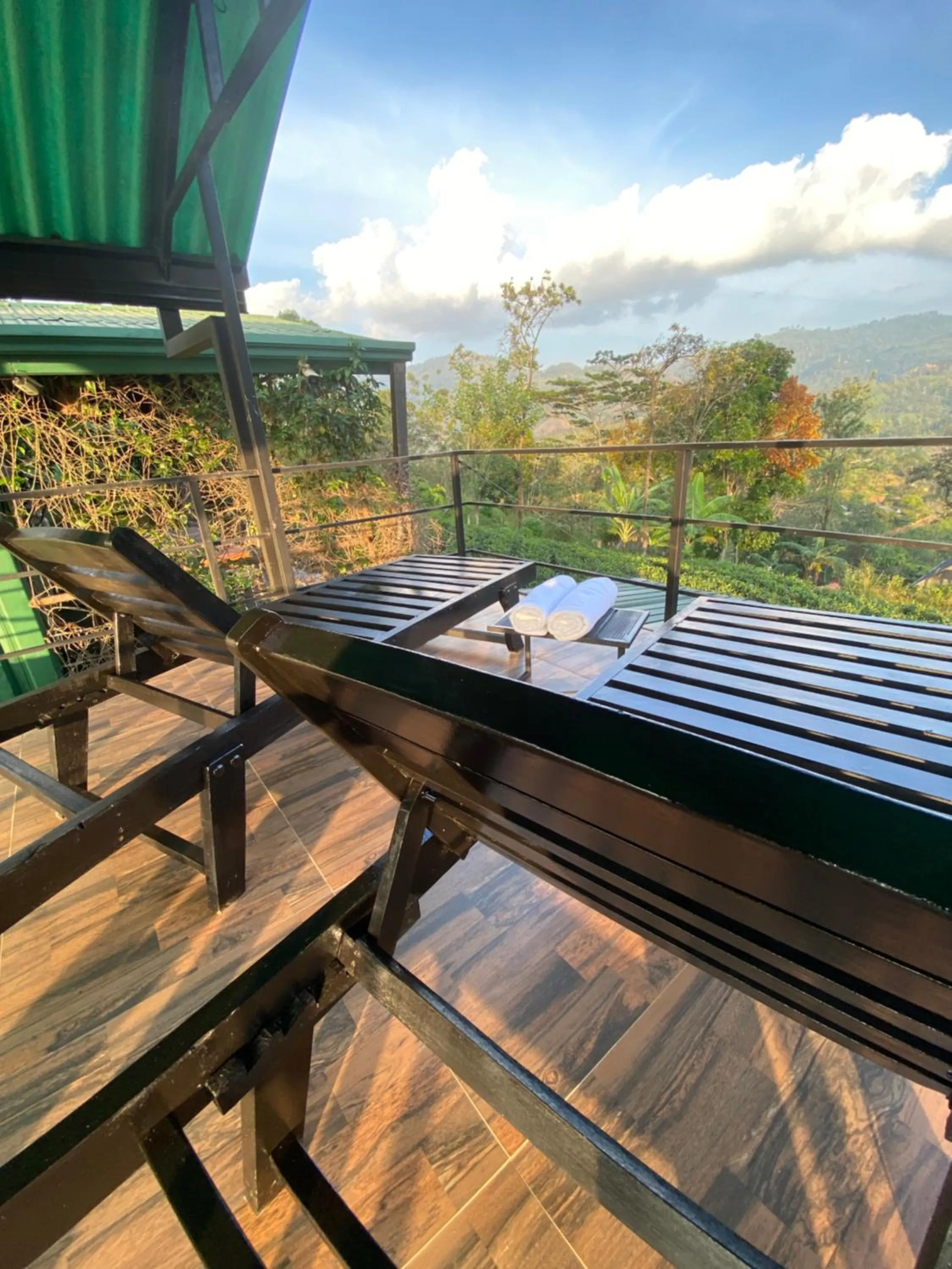 Mountain view in Box on clouds