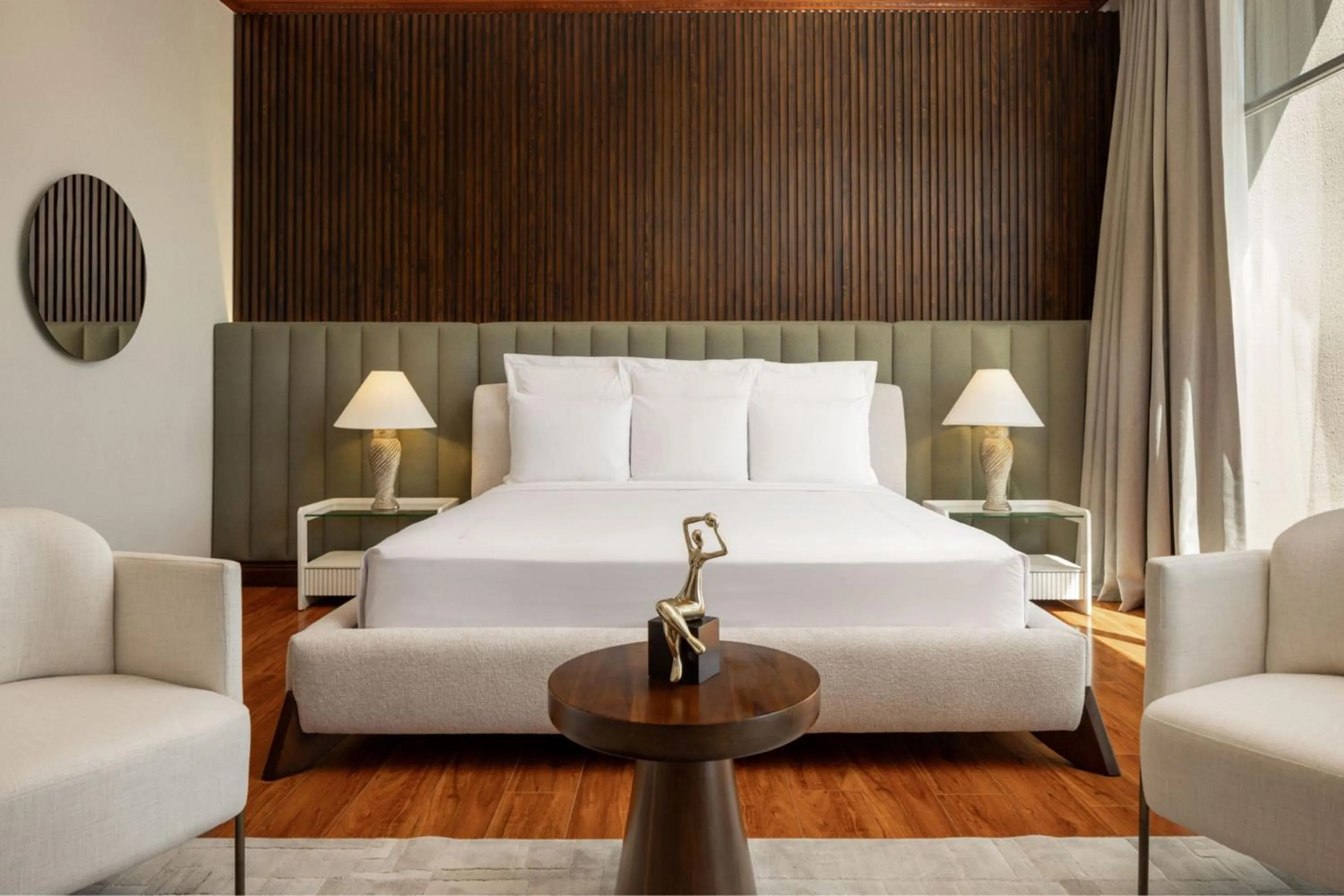 Photo of the whole room, Bed in JW Marriott Quito