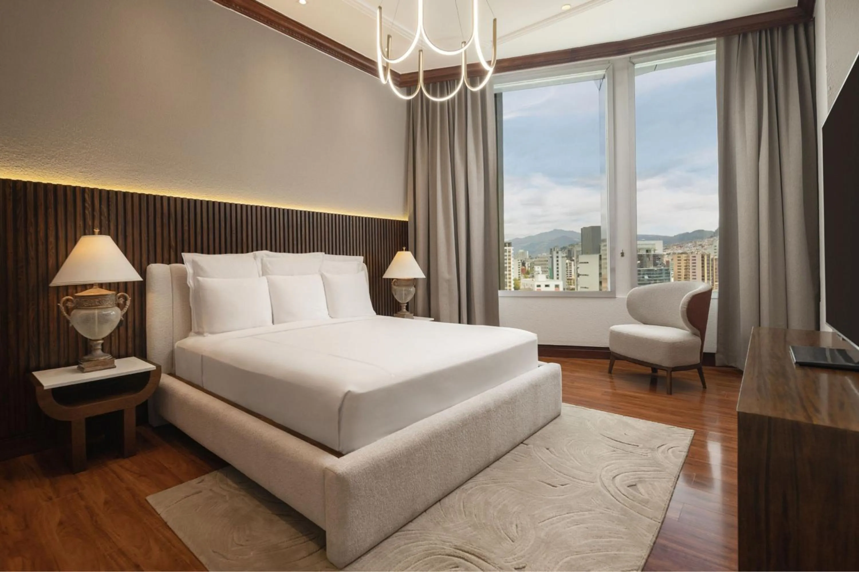 Photo of the whole room, Bed in JW Marriott Quito