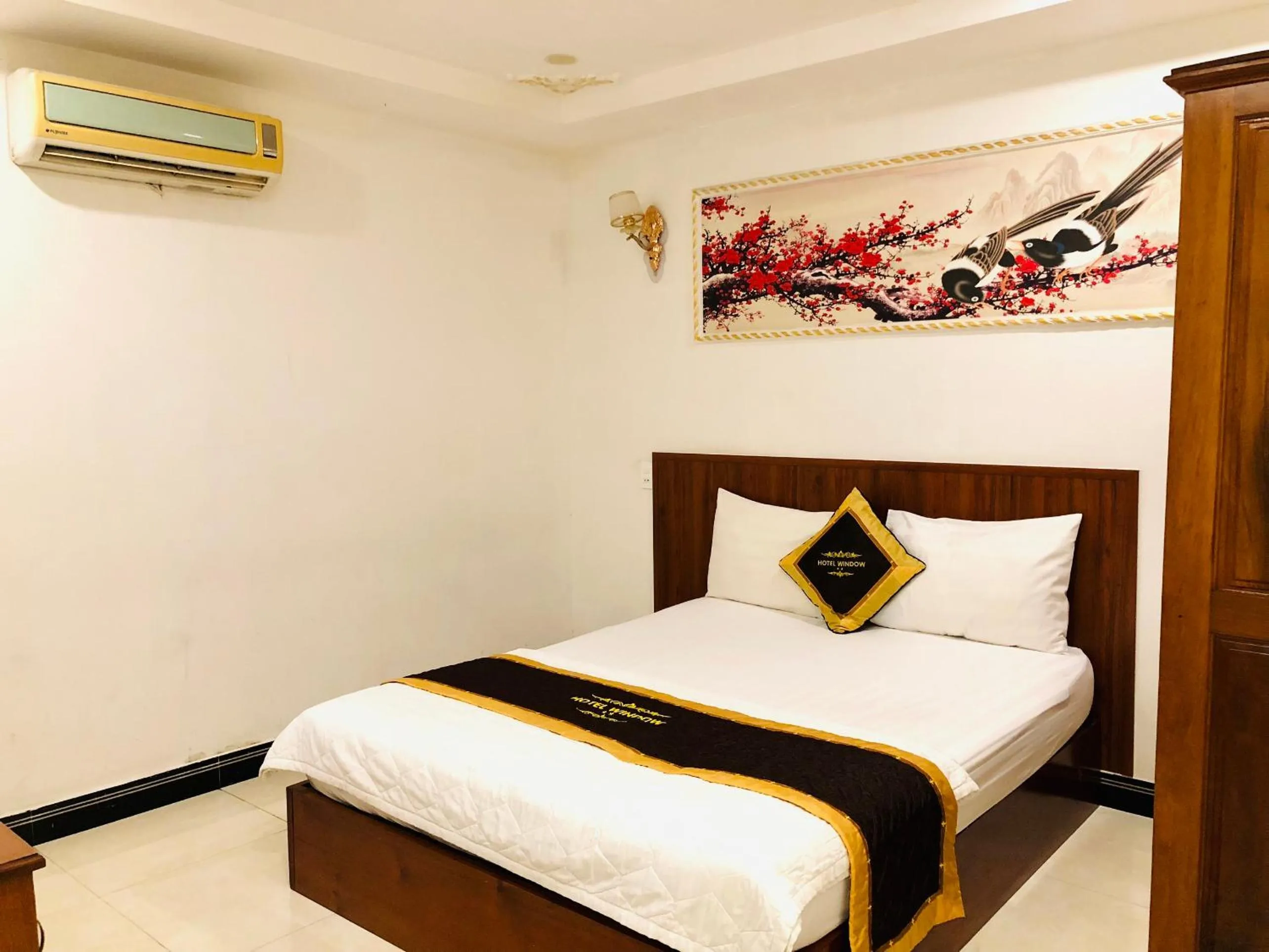 Bedroom, Bed in Window 1 Hotel