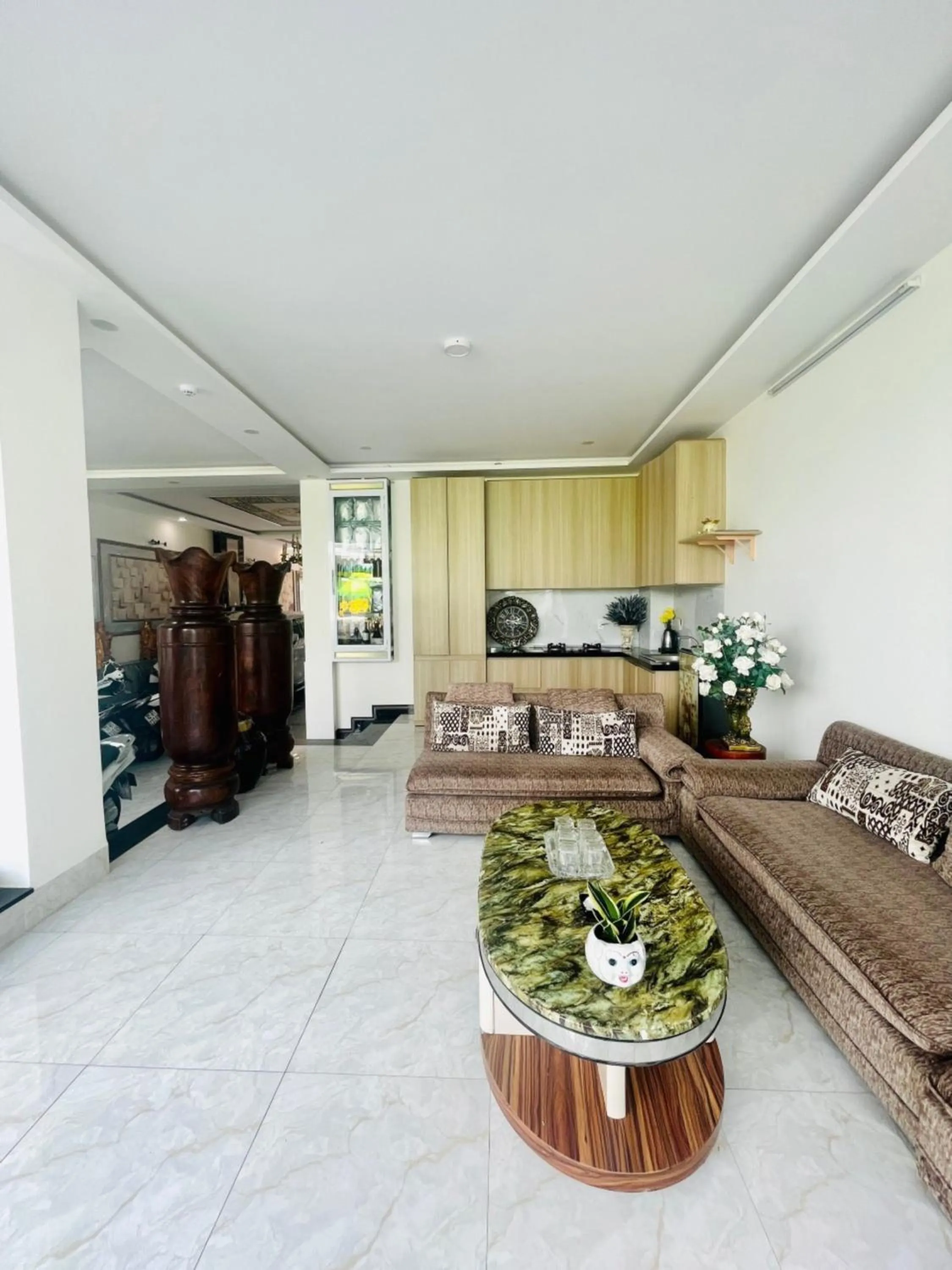 kitchen in Window 1 Hotel