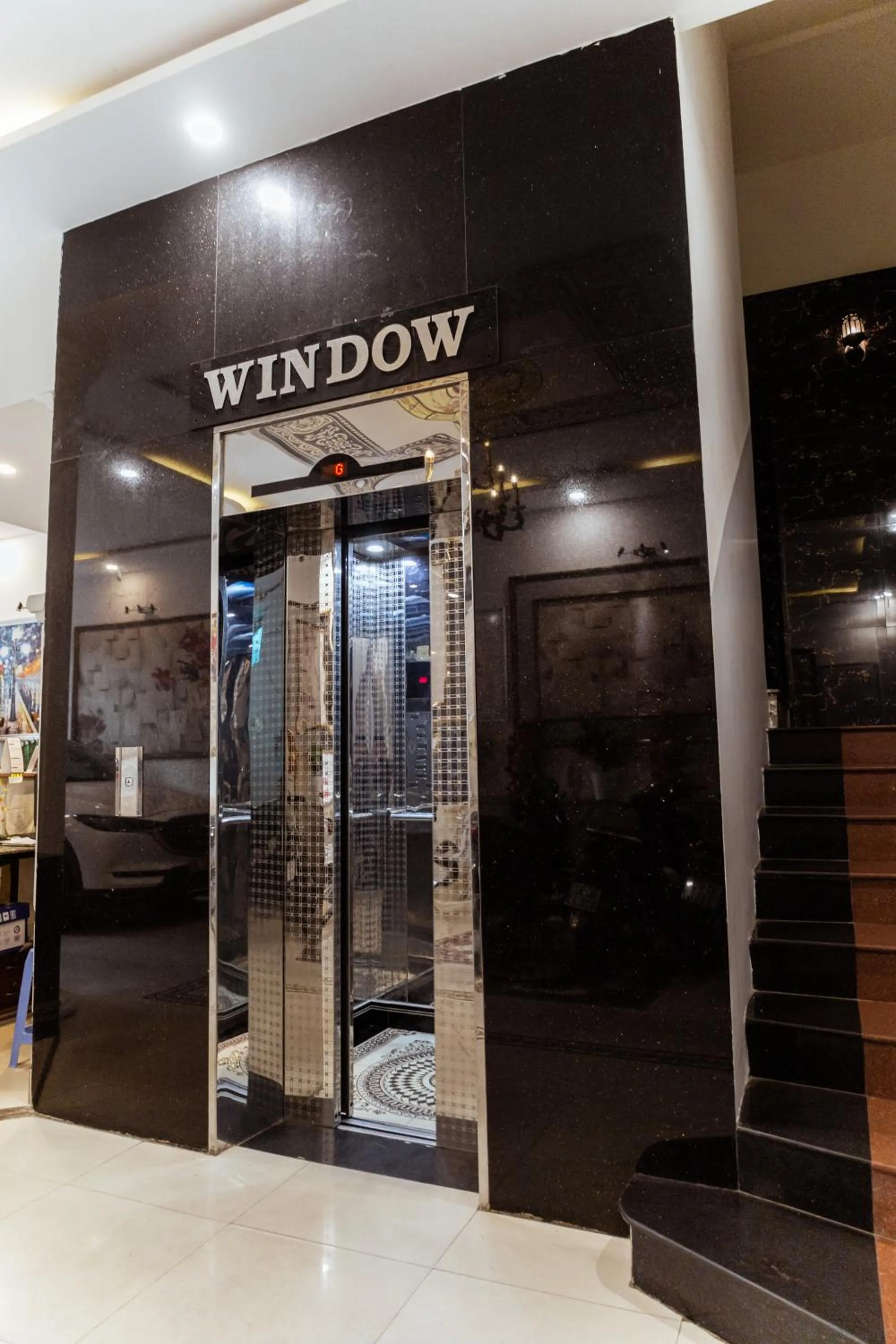 elevator in Window 1 Hotel