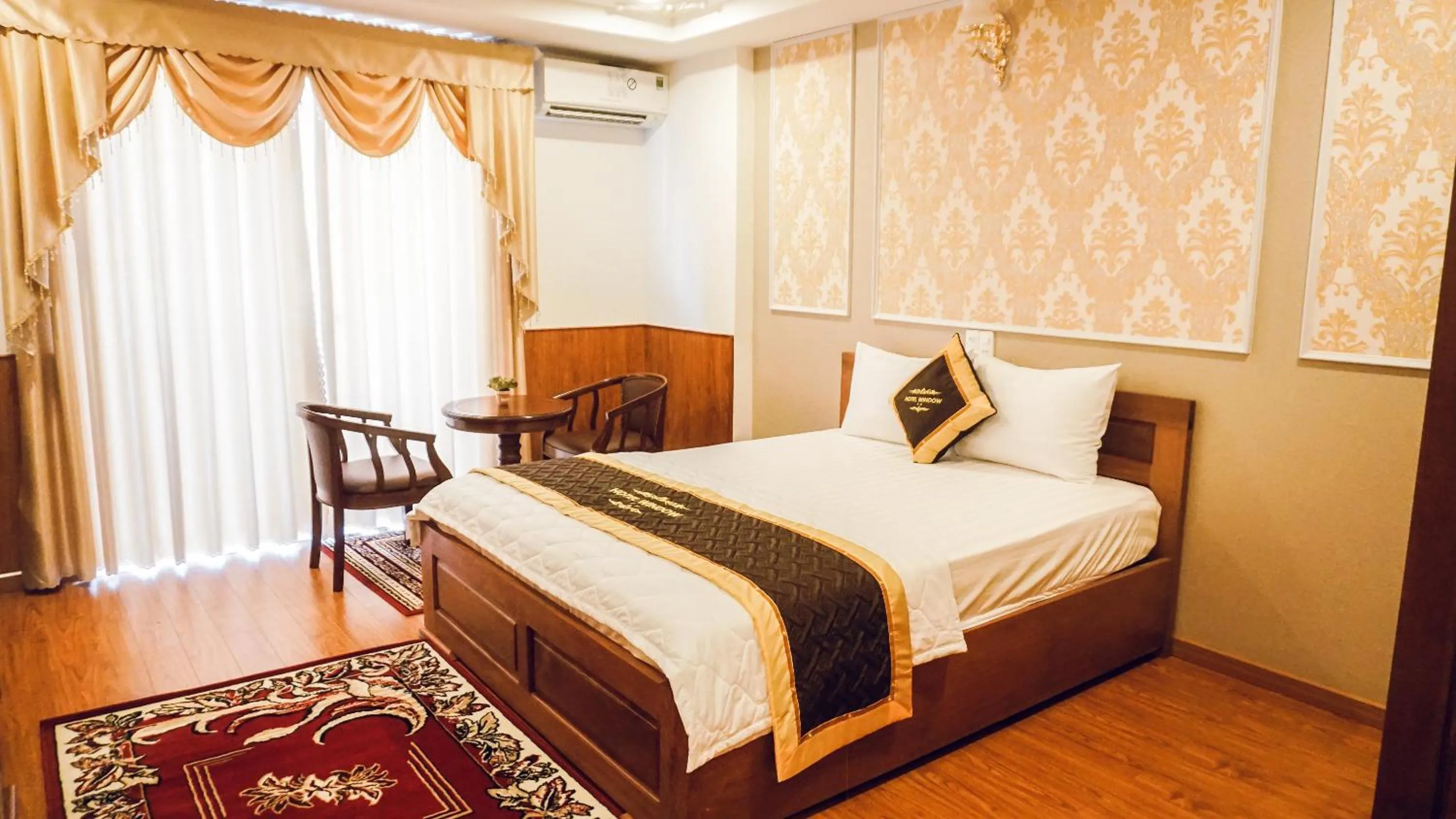 Bedroom, Bed in Window 1 Hotel