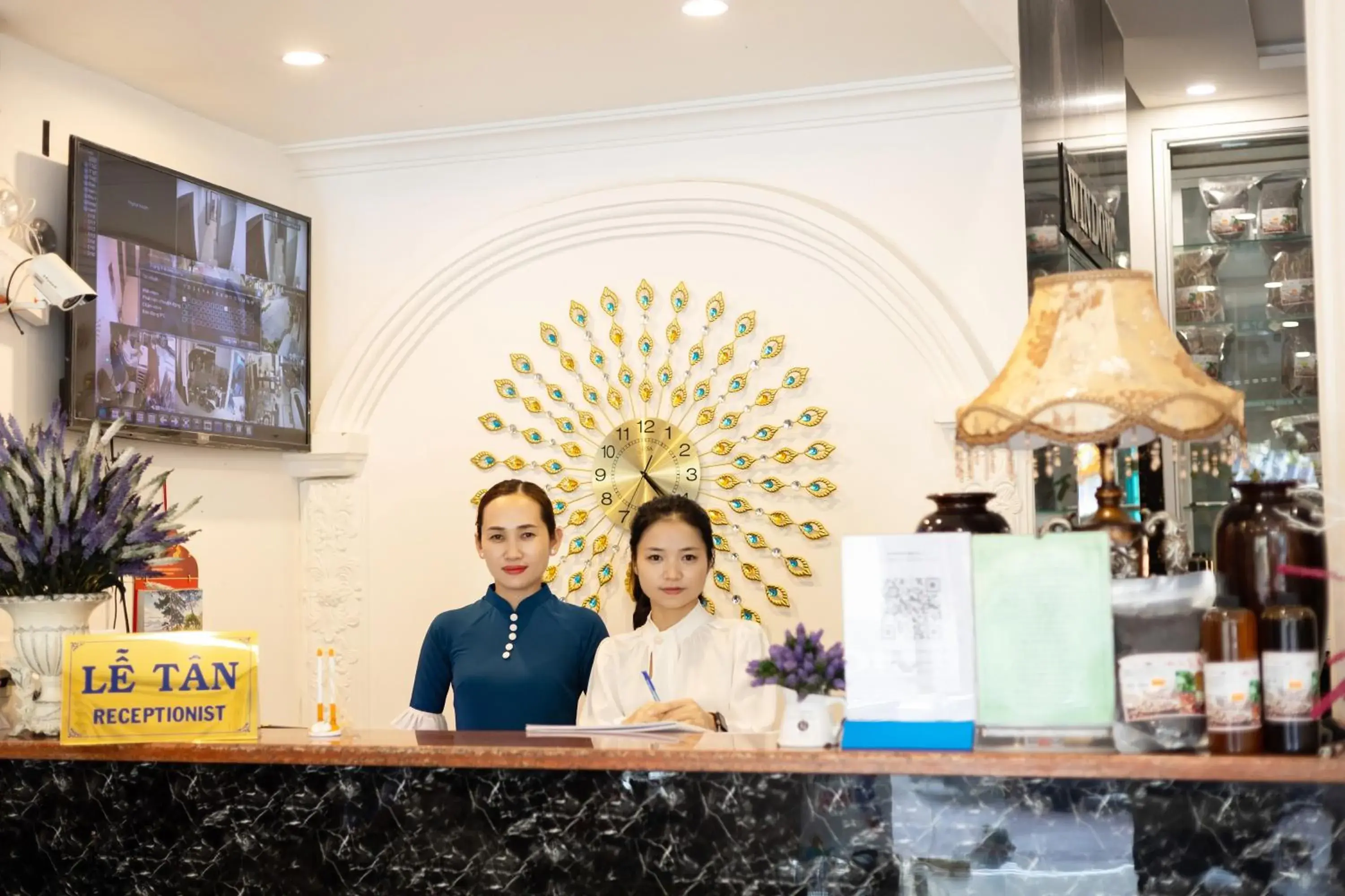 Lobby or reception in Window 1 Hotel Lobby or reception in Window 1 Hotel