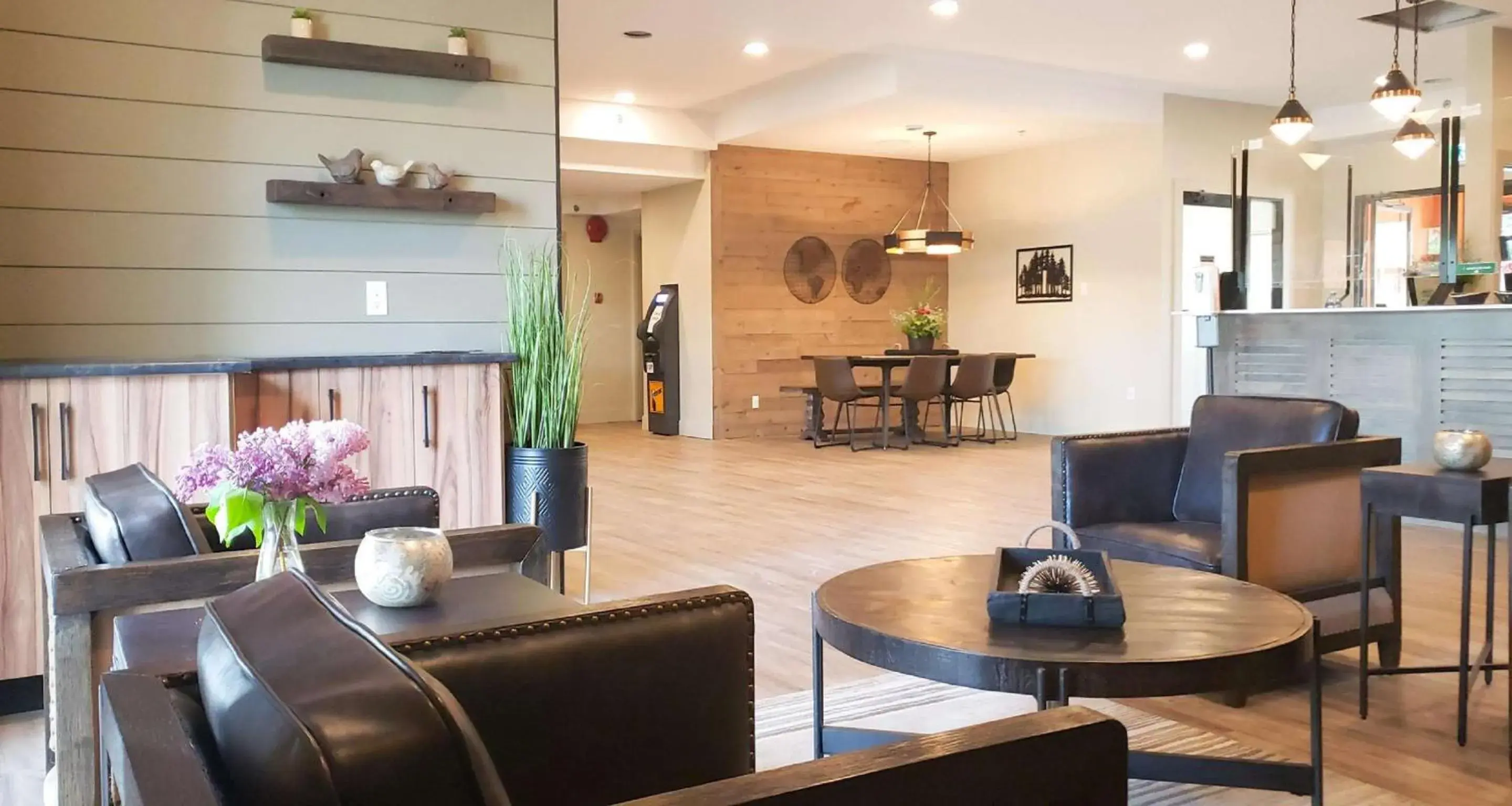 Lobby or reception in Prestige Hudson Bay Lodge & Conference Centre, WorldHotels Crafted Collection Lobby or reception in Prestige Hudson Bay Lodge & Conference Centre, WorldHotels Crafted Collection