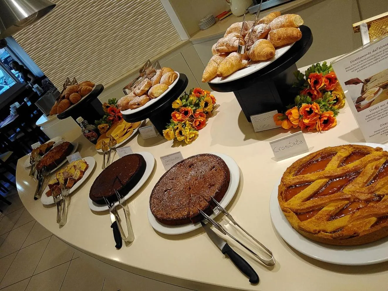 Food and drinks in Hotel Ombretta Mare