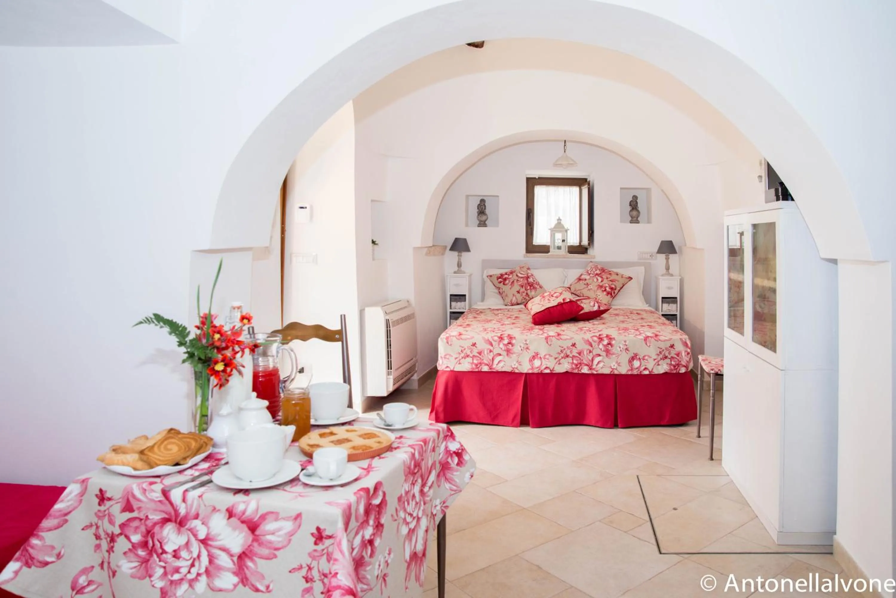 Photo of the whole room, Bed in Giardino Segreto