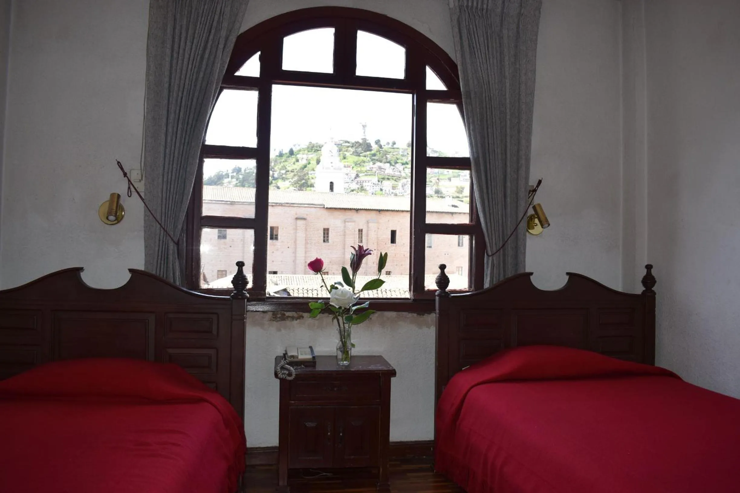 Photo of the whole room, Bed in Hotel Huasi Continental