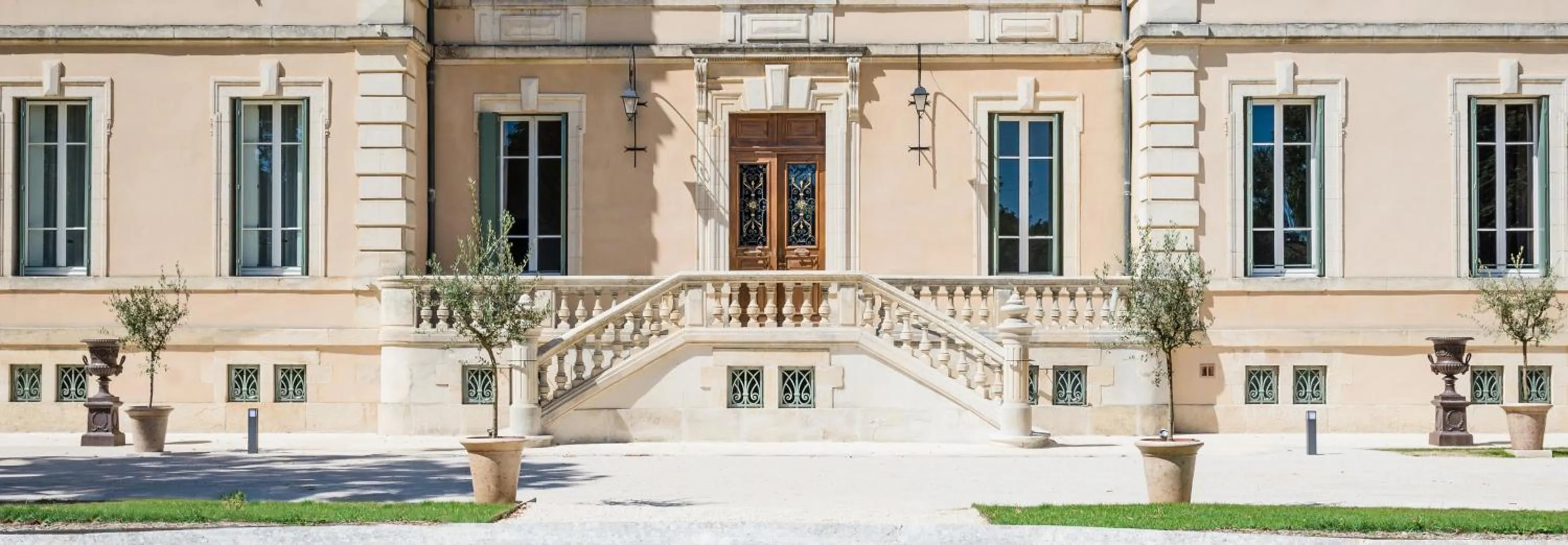 Facade/entrance in Château de Montcaud
