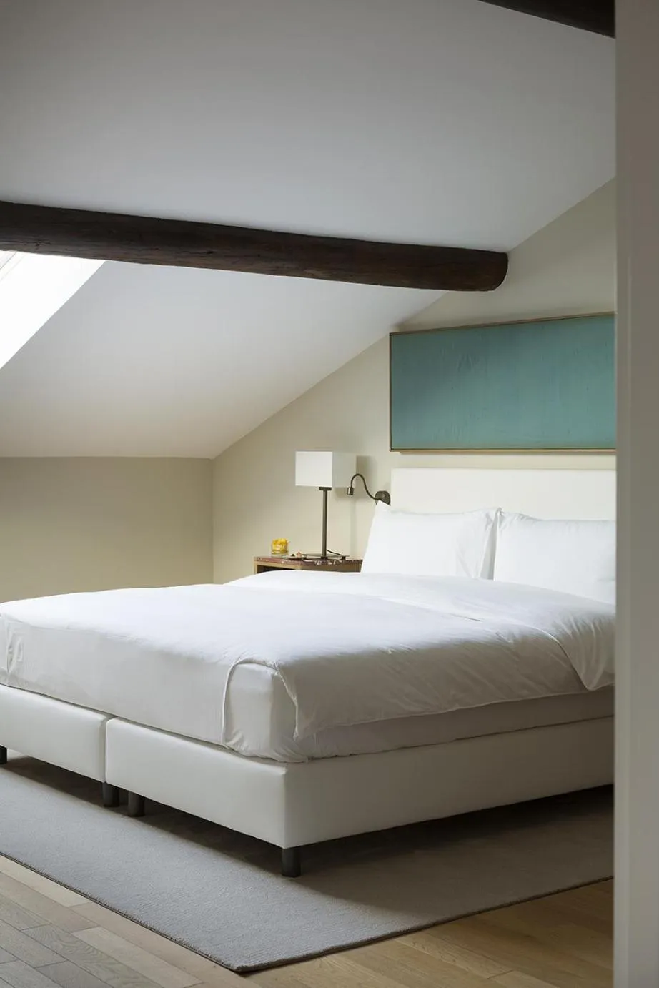 Photo of the whole room, Bed in Château de Montcaud