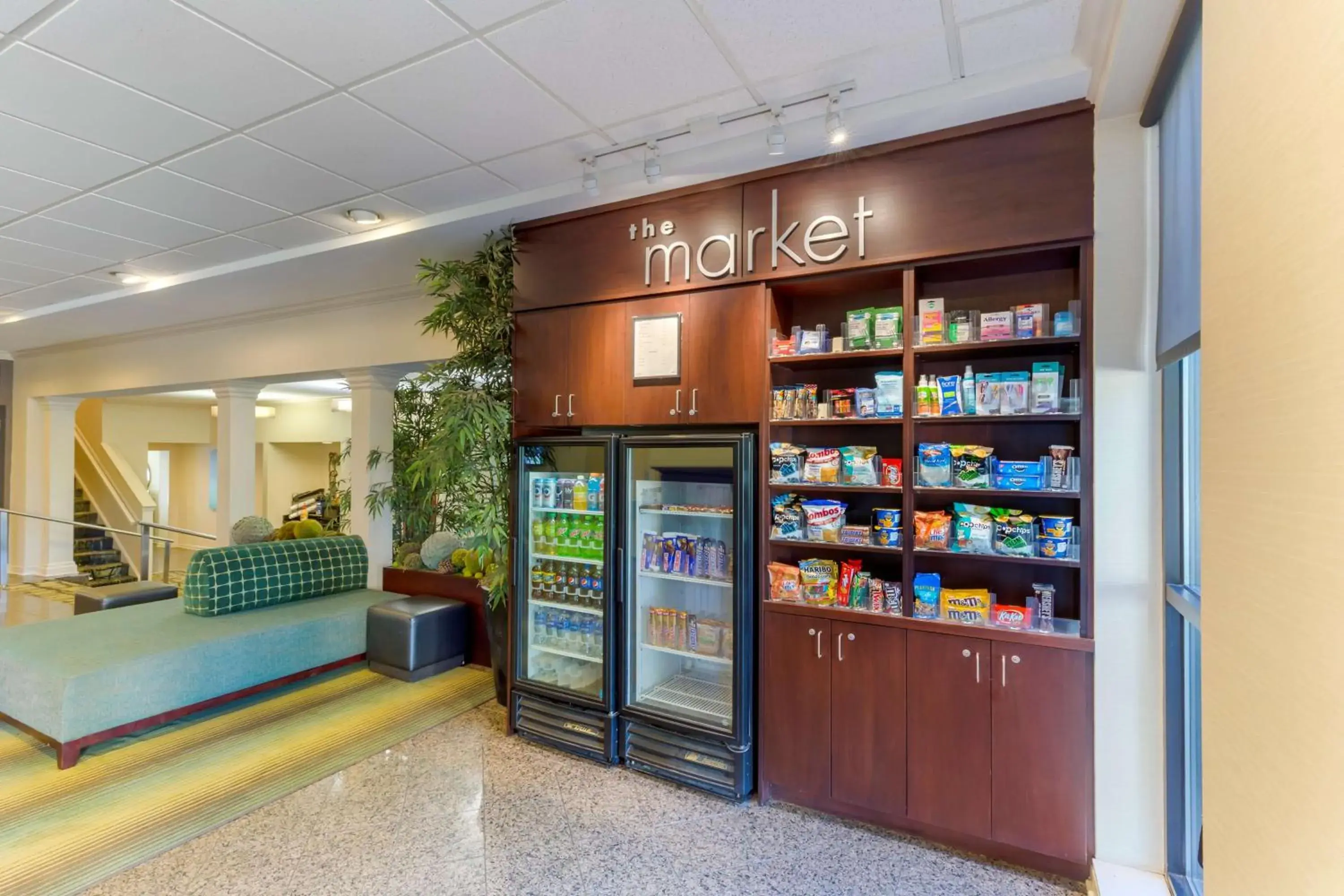 Property building in Best Western Plus Cary - NC State Property building in Best Western Plus Cary - NC State