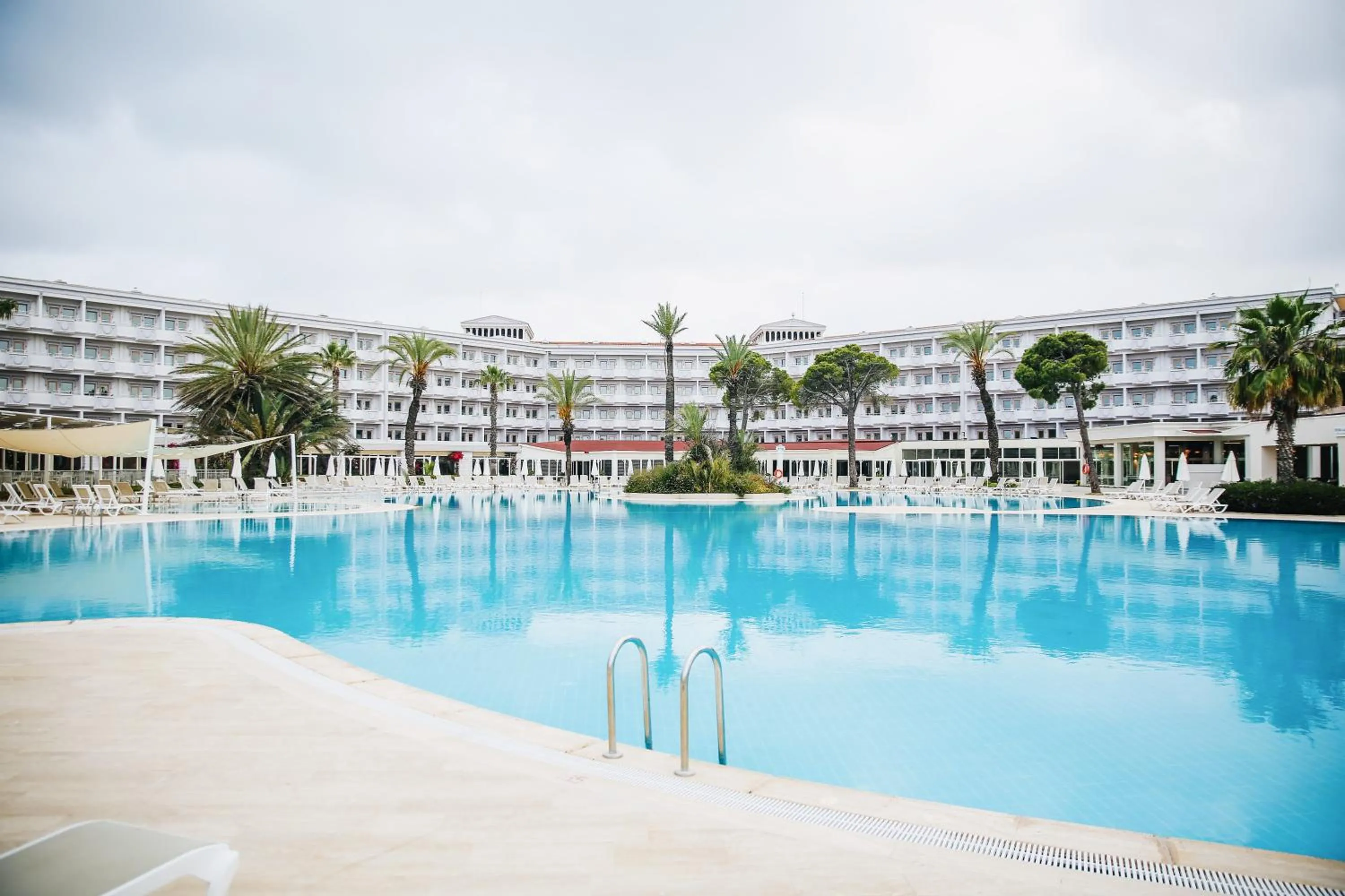 Swimming pool in Selectum Noa Belek