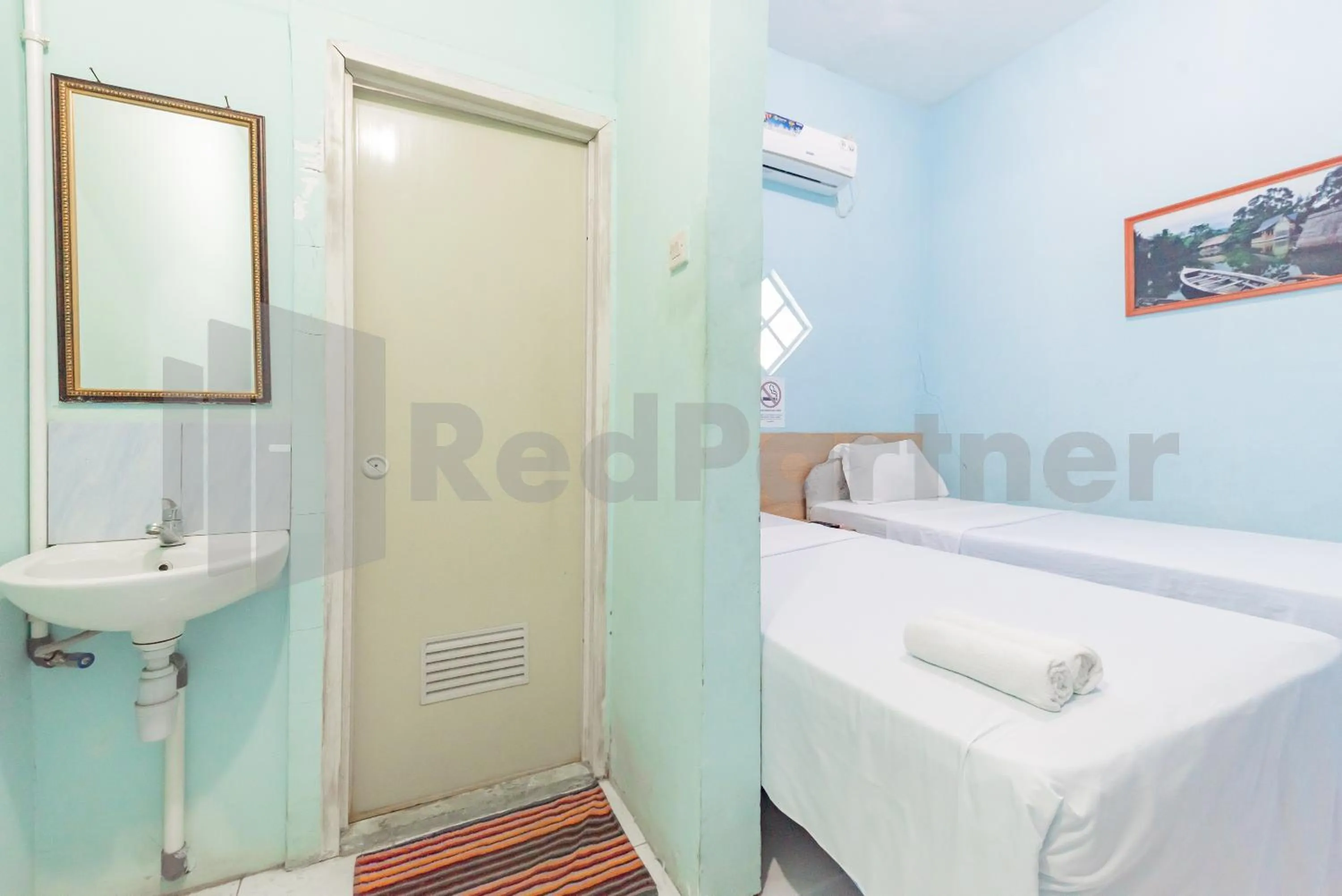 Bedroom, Bed in Grha Blue Sky Syariah RedPartner