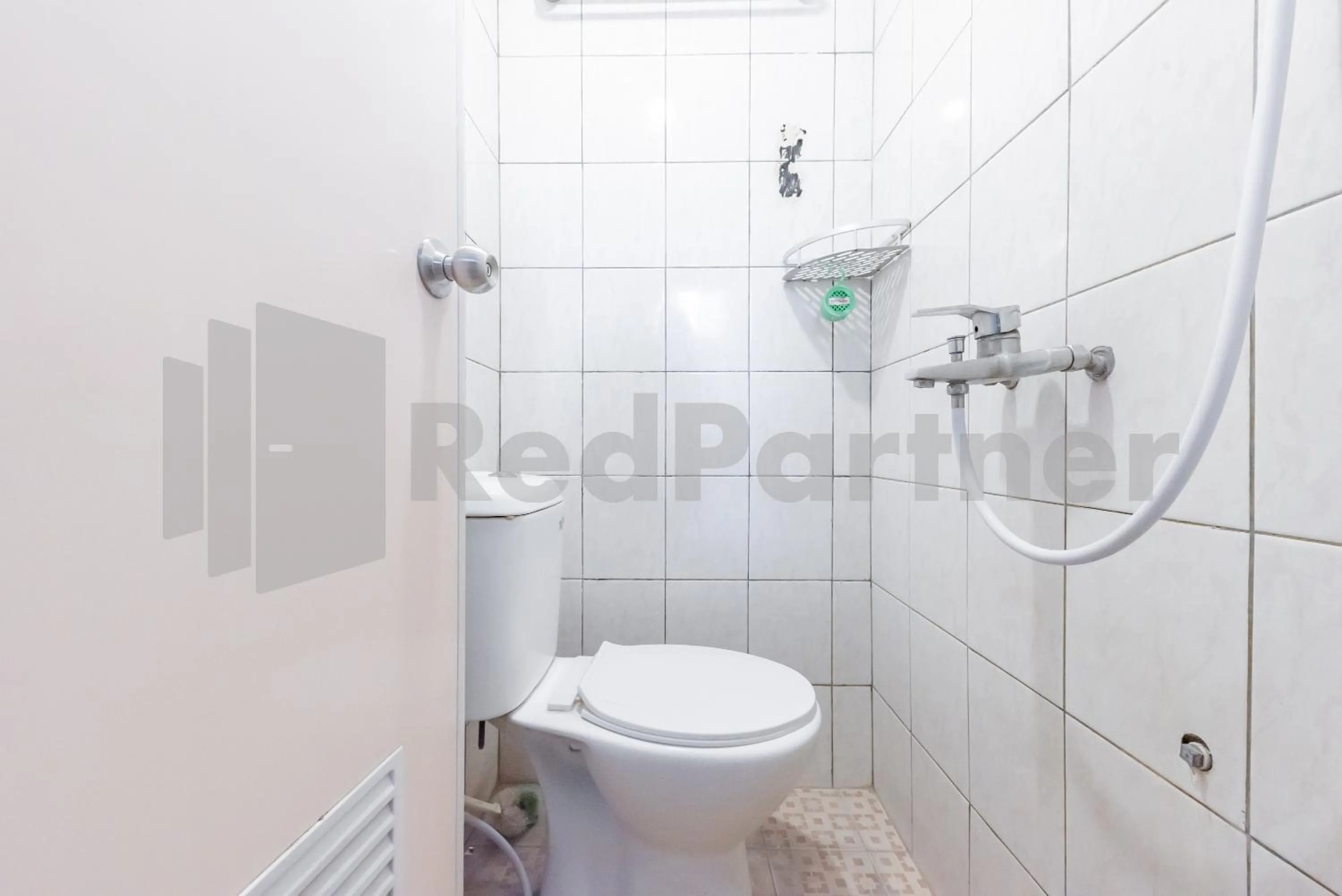 Bathroom in Grha Blue Sky Syariah RedPartner