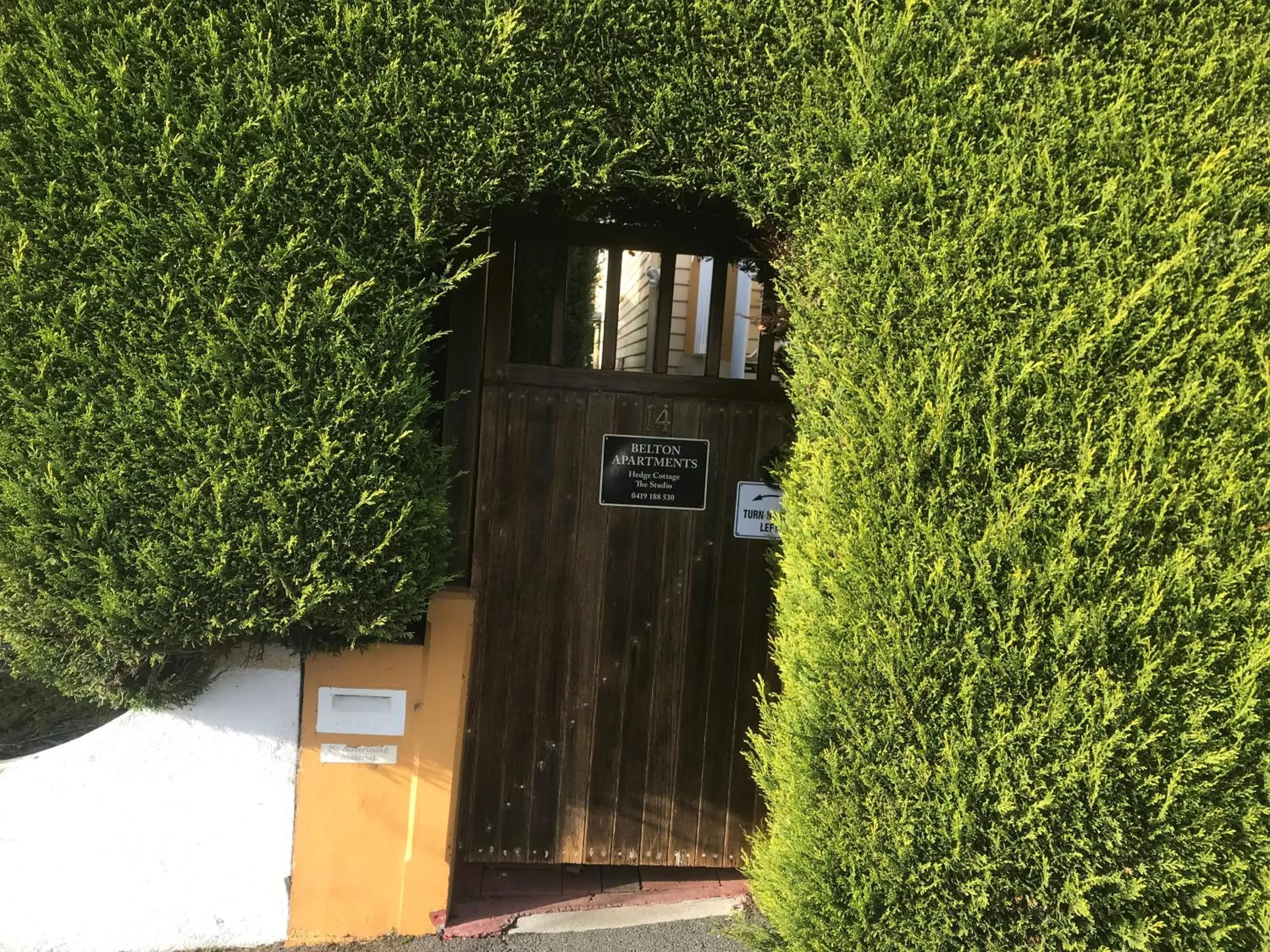 Belton Apartments-Hedge Cottage Belton Apartments-Hedge Cottage