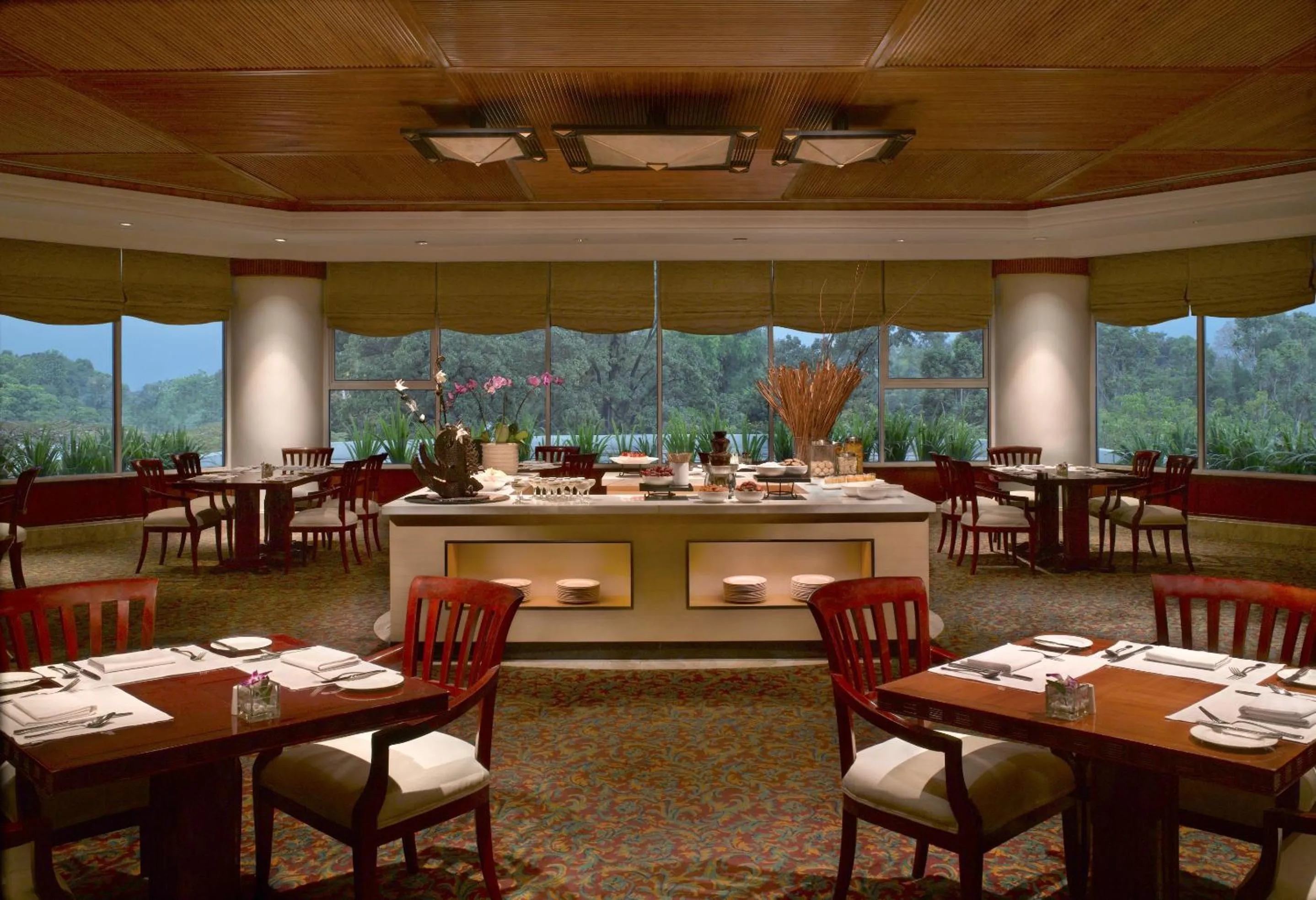 Restaurant/places to eat in Aryaduta Bandung